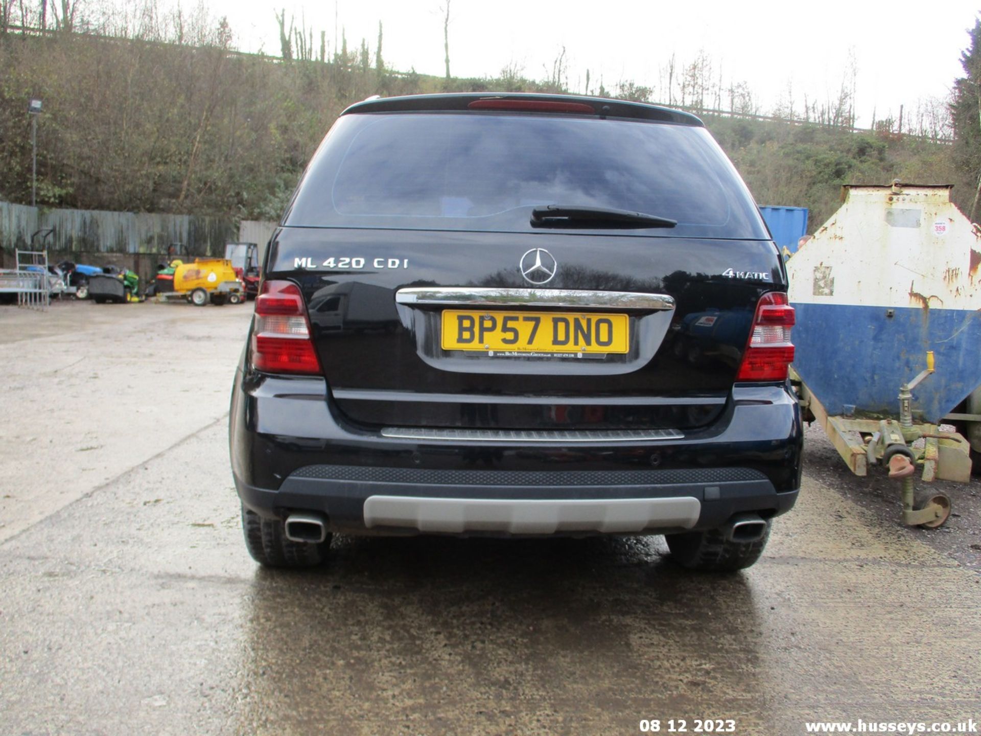 08/57 MERCEDES ML420 SPORT CDI 4-MATIC A - 3996cc 5dr Estate (Black) - Image 7 of 16