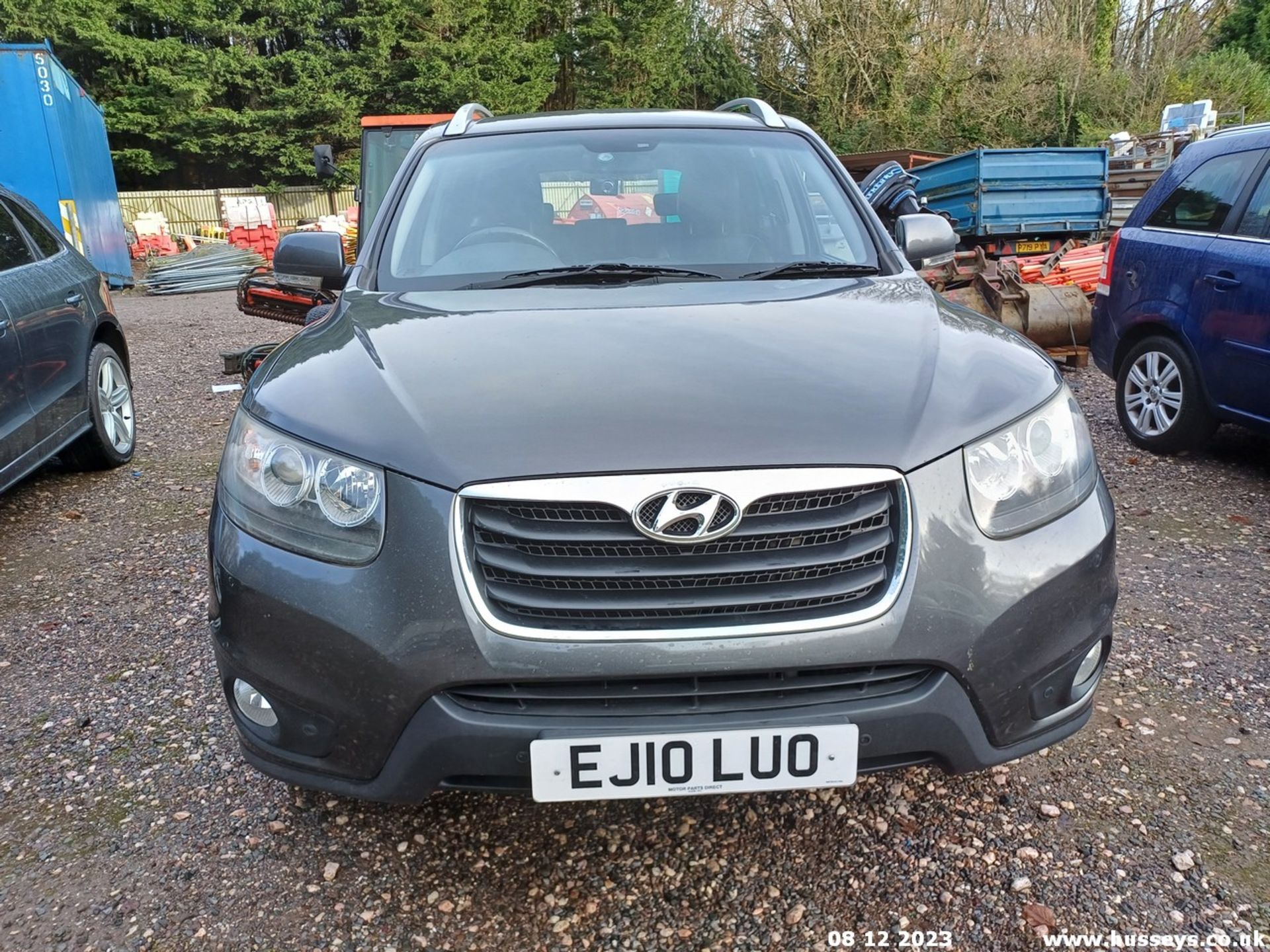 10/10 HYUNDAI SANTA FE PREMIUM CRDI A - 2199cc 5dr Estate (Grey) - Image 5 of 35