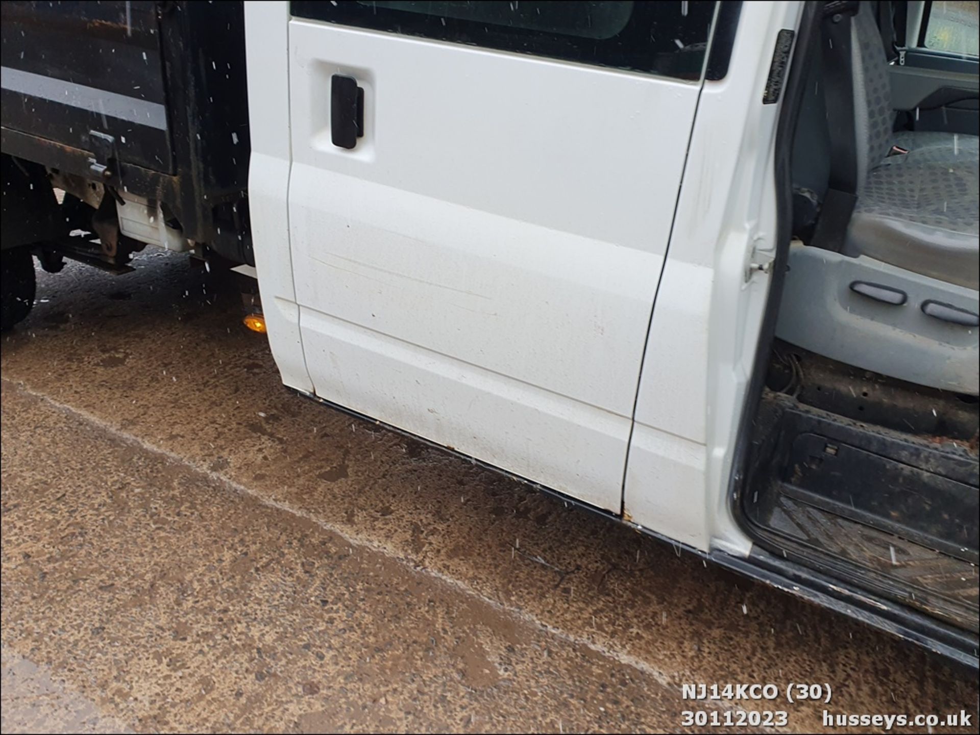 14/14 FORD TRANSIT 100 T350 RWD - 2198cc 4dr Tipper (White, 75k) - Image 31 of 51