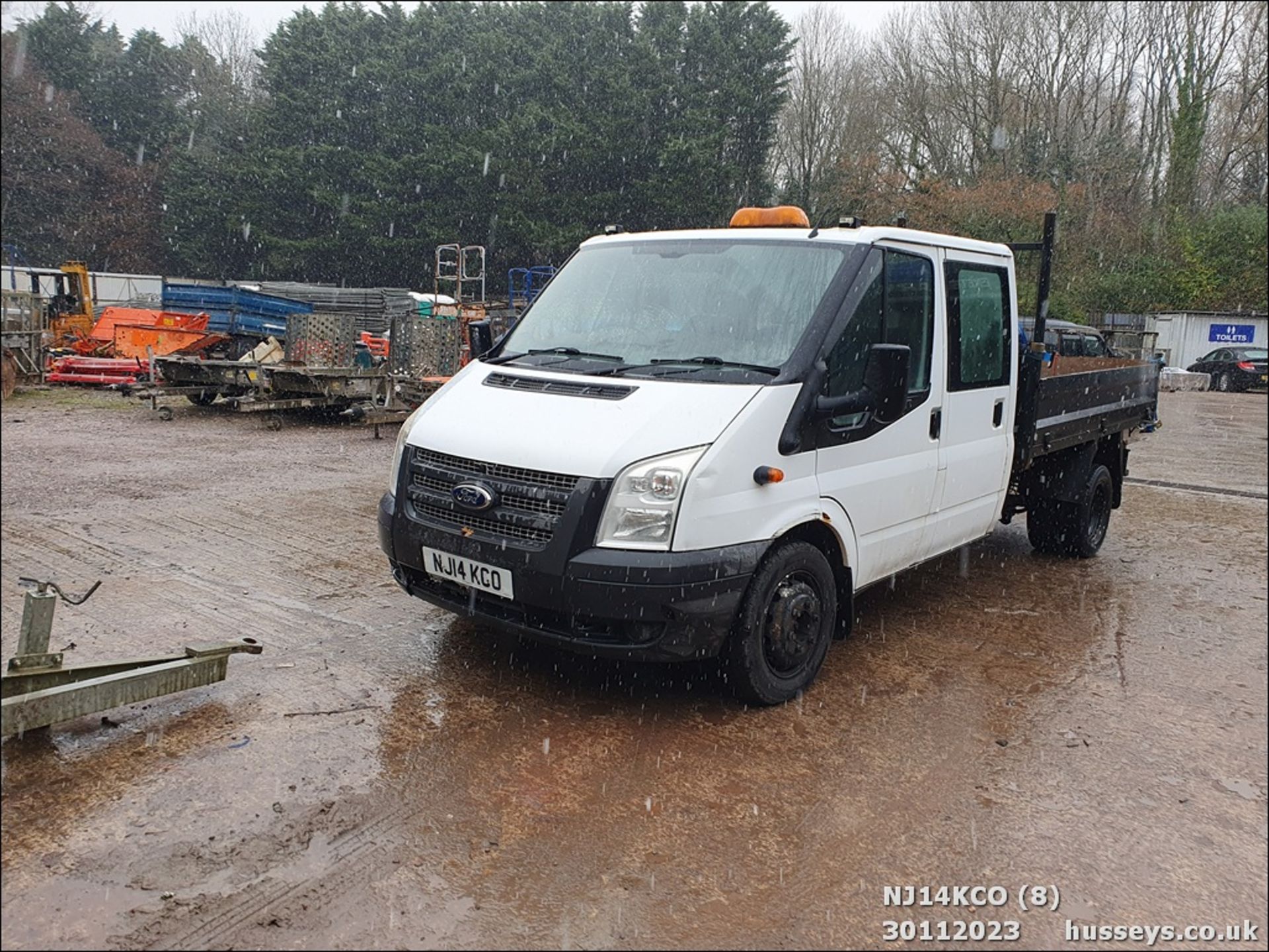 14/14 FORD TRANSIT 100 T350 RWD - 2198cc 4dr Tipper (White, 75k) - Image 9 of 51
