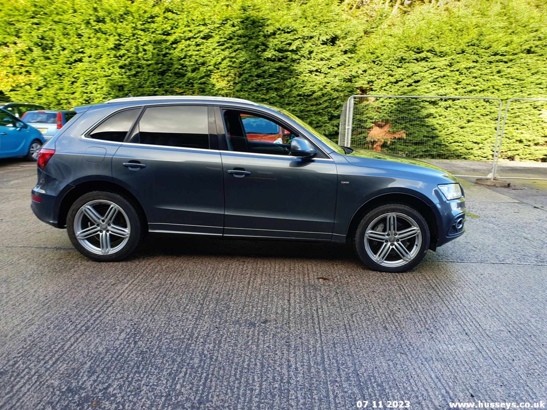 13/13 AUDI Q5 S LINE PLUS TDI QUATTR - 2967cc 5dr Estate (Grey, 118k) - Image 6 of 48