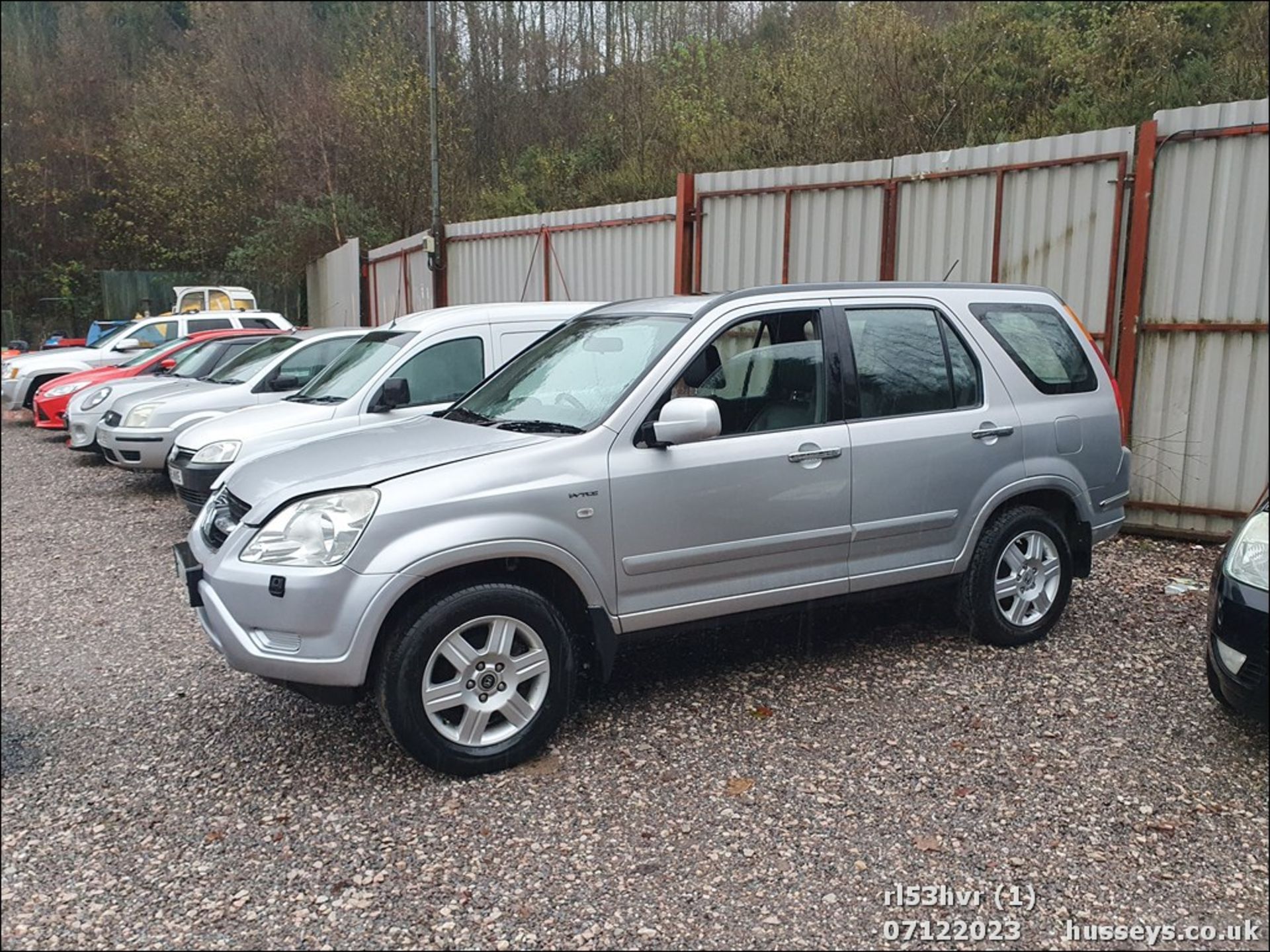 04/53 HONDA CR-V I-VTEC EXECUTIVE AUT - 1998cc 5dr Estate (Silver) - Image 2 of 27