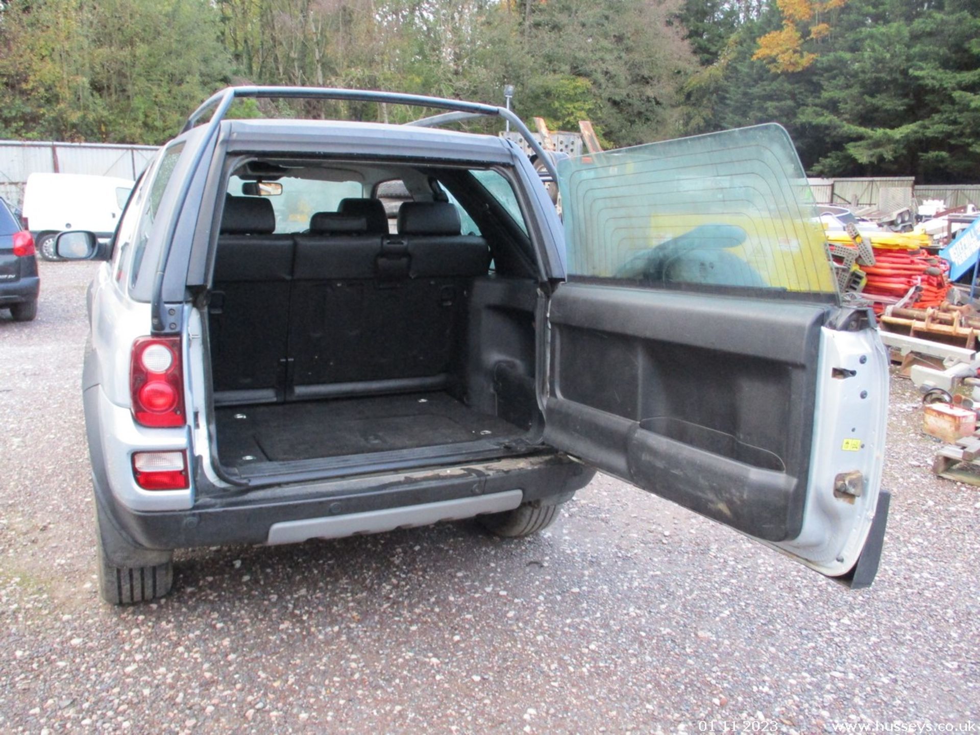 06/06 LAND ROVER FREELANDER FREESTYLE TD - 1951cc 3dr Estate (Silver, 88k) - Image 11 of 13