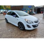 12/62 VAUXHALL CORSA LIMITED EDITION - 1229cc 3dr Hatchback (White, 58k)