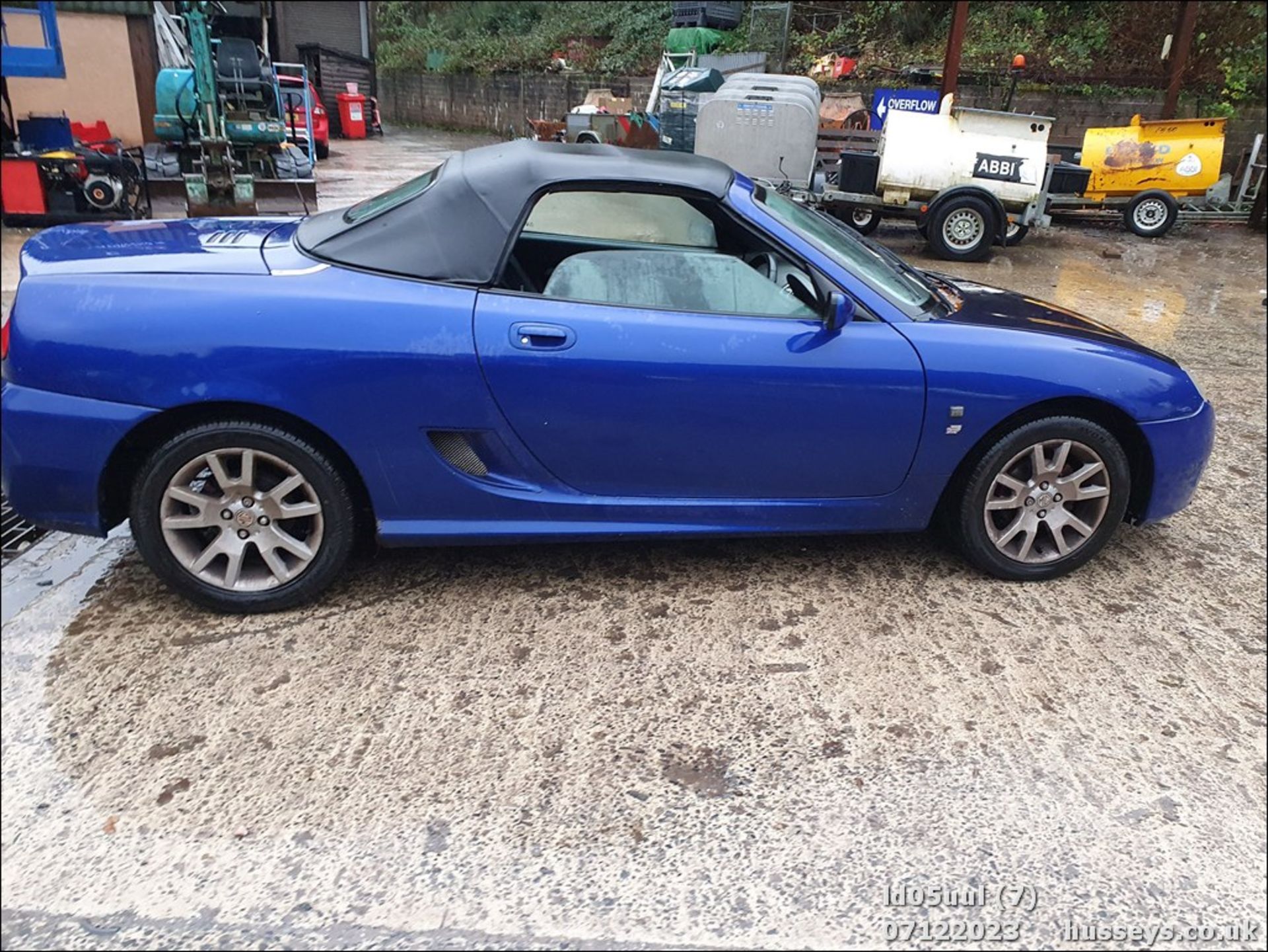 05/05 MG TF 135 - 1796cc 2dr Convertible (Blue) - Image 8 of 45