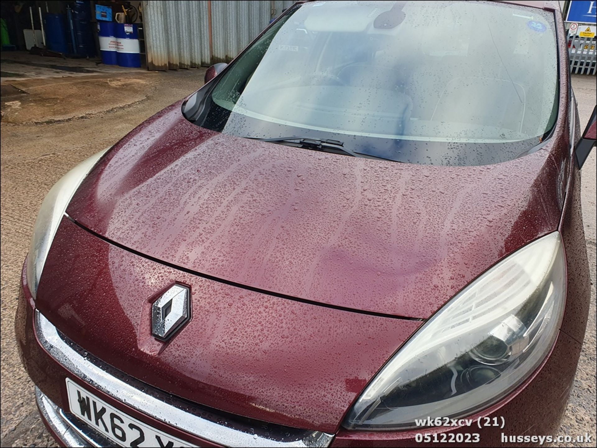 12/62 RENAULT G SCENIC D-QUETTLUXE NRG - 1598cc 5dr MPV (Red) - Image 22 of 53