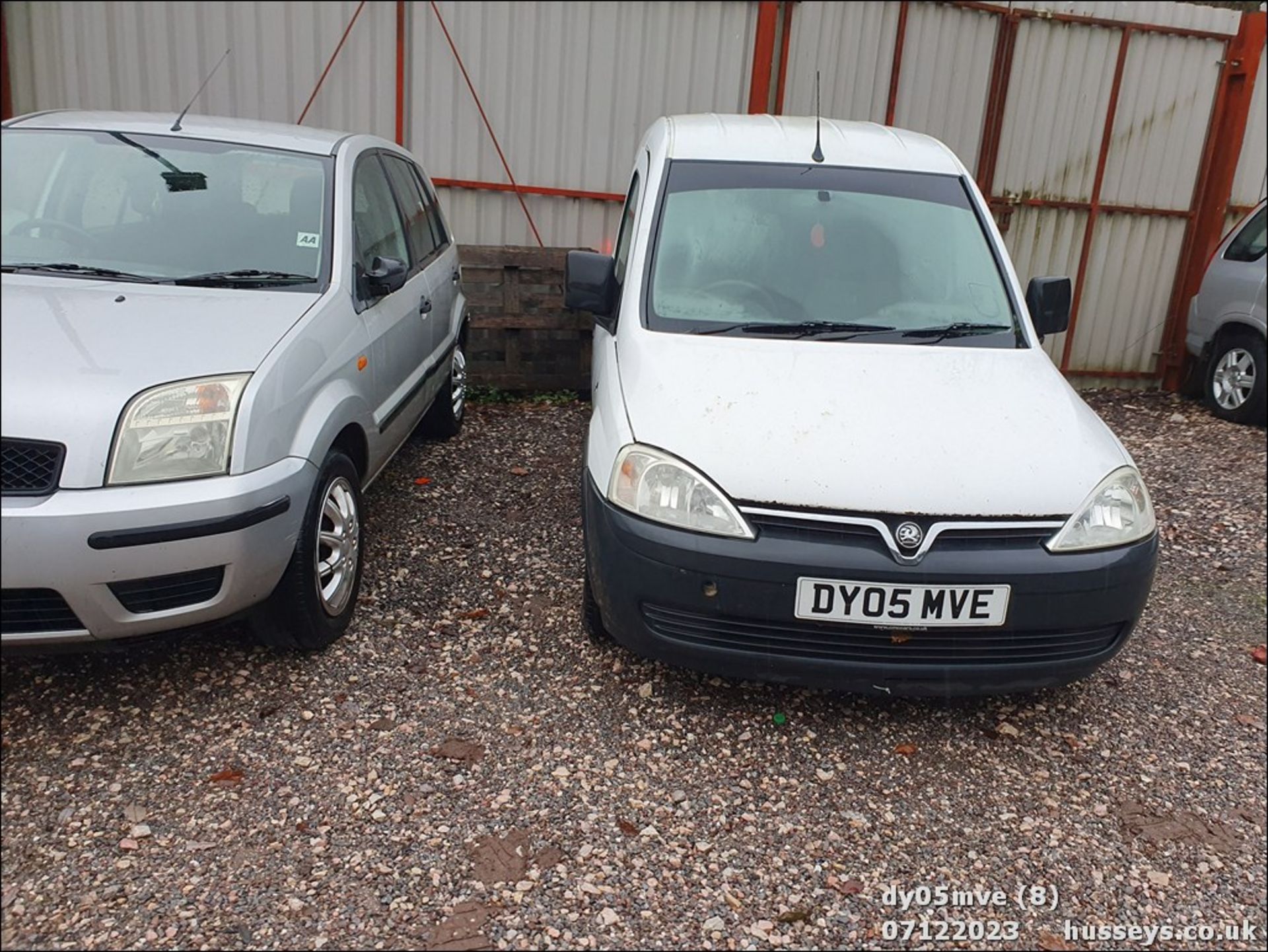 05/05 VAUXHALL COMBO 1700 CDTI 16V - 1248cc 5dr Van (White) - Image 9 of 19