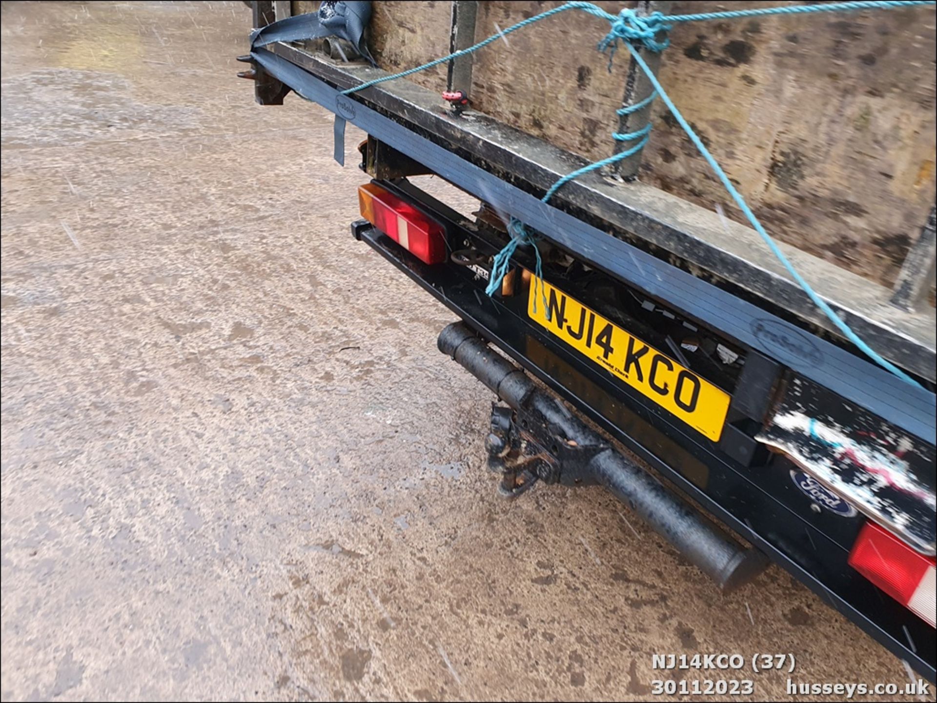 14/14 FORD TRANSIT 100 T350 RWD - 2198cc 4dr Tipper (White, 75k) - Image 38 of 51