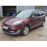 12/62 RENAULT G SCENIC D-QUETTLUXE NRG - 1598cc 5dr MPV (Red)