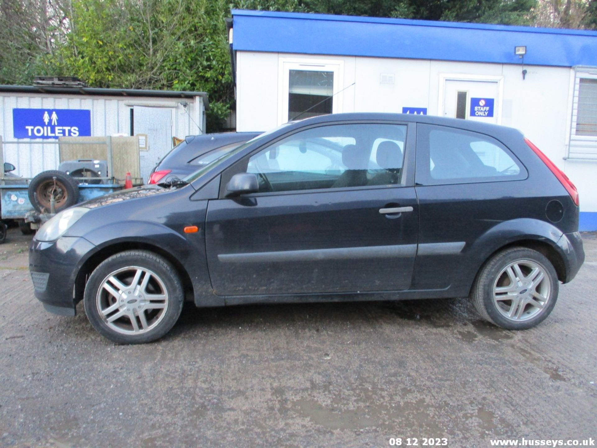 08/58 FORD FIESTA STYLE CLIMATE - 1242cc 3dr Hatchback (Black, 163k) - Image 3 of 14