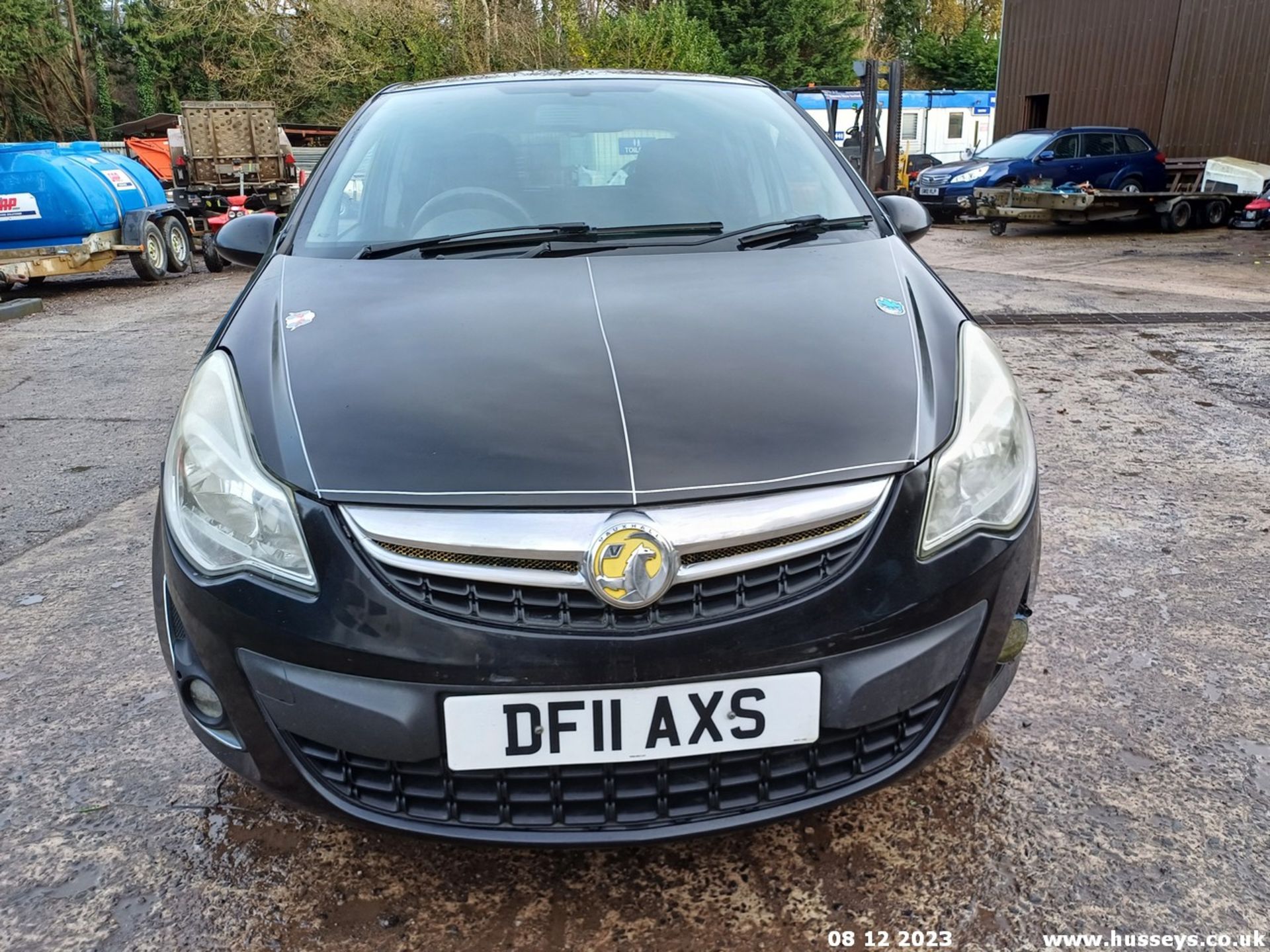 11/11 VAUXHALL CORSA SXI - 1229cc 5dr Hatchback (Black) - Image 11 of 48