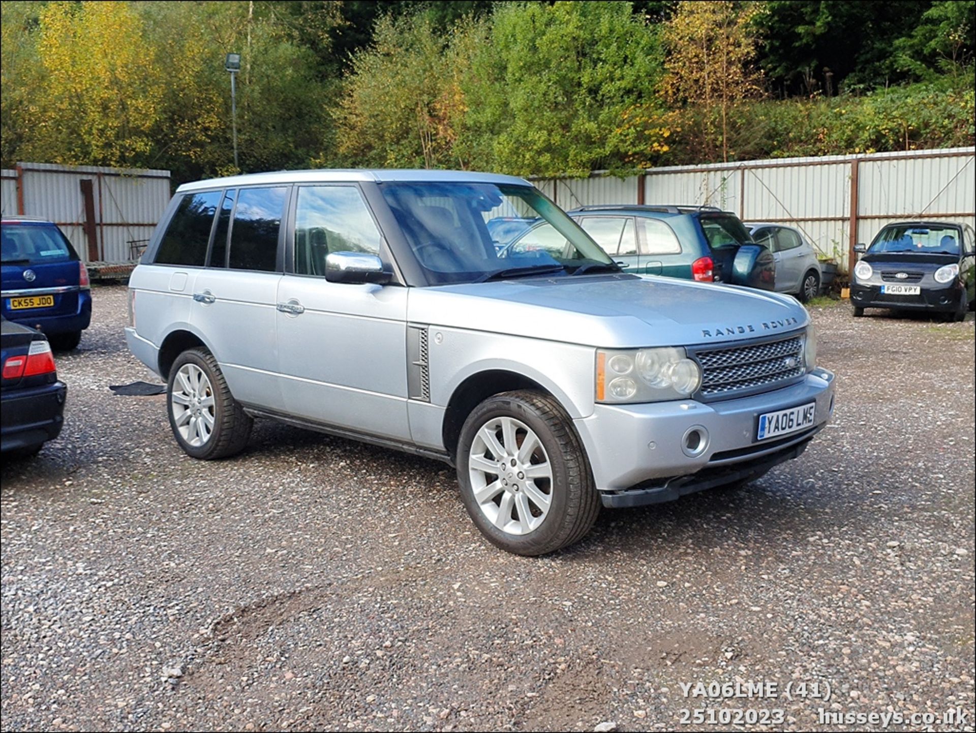 06/06 LAND ROVER RANGEROVER V8 SC AUTO - 4197cc 5dr Estate (Silver, 154k) - Image 42 of 44