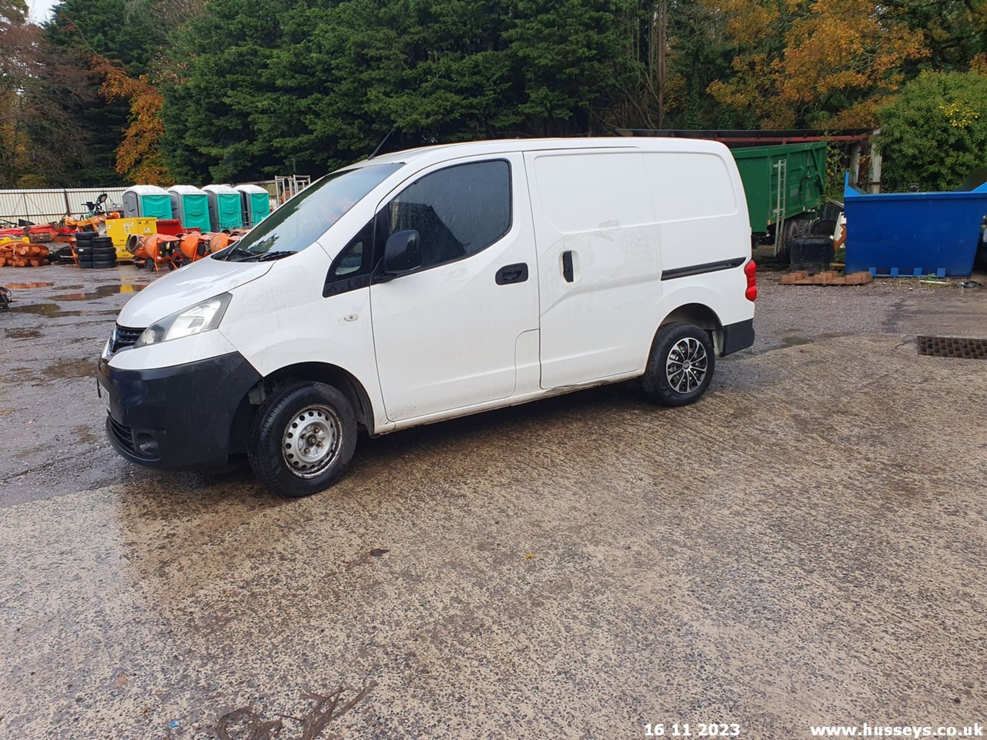 13/13 NISSAN NV200 SE DCI - 1461cc 6dr Van (White, 189k) - Image 5 of 56