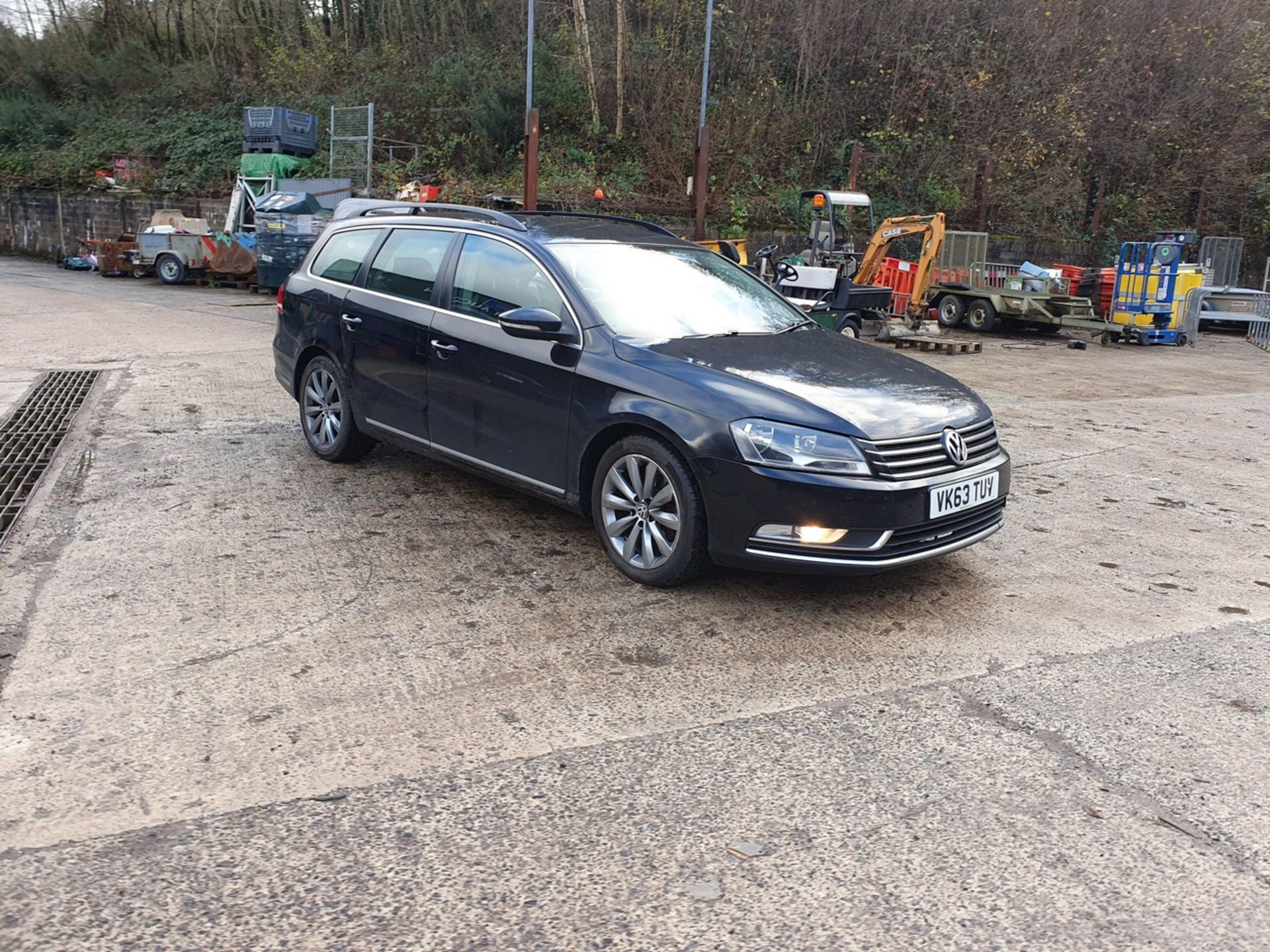 13/63 VOLKSWAGEN PASSAT HIGHLINE TDI BLUE - 1968cc 5dr Estate (Black, 111k) - Image 5 of 64