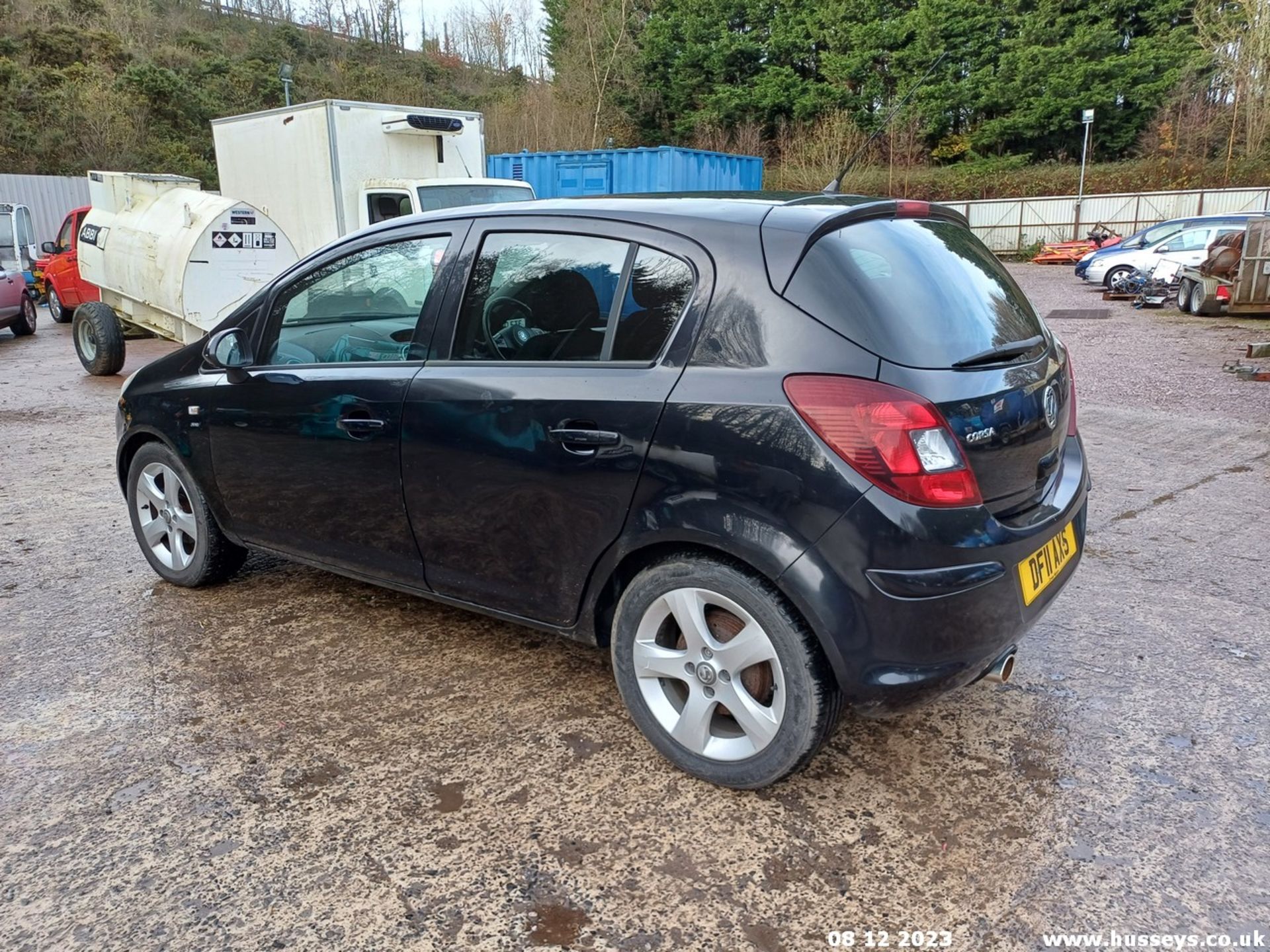 11/11 VAUXHALL CORSA SXI - 1229cc 5dr Hatchback (Black) - Image 22 of 48