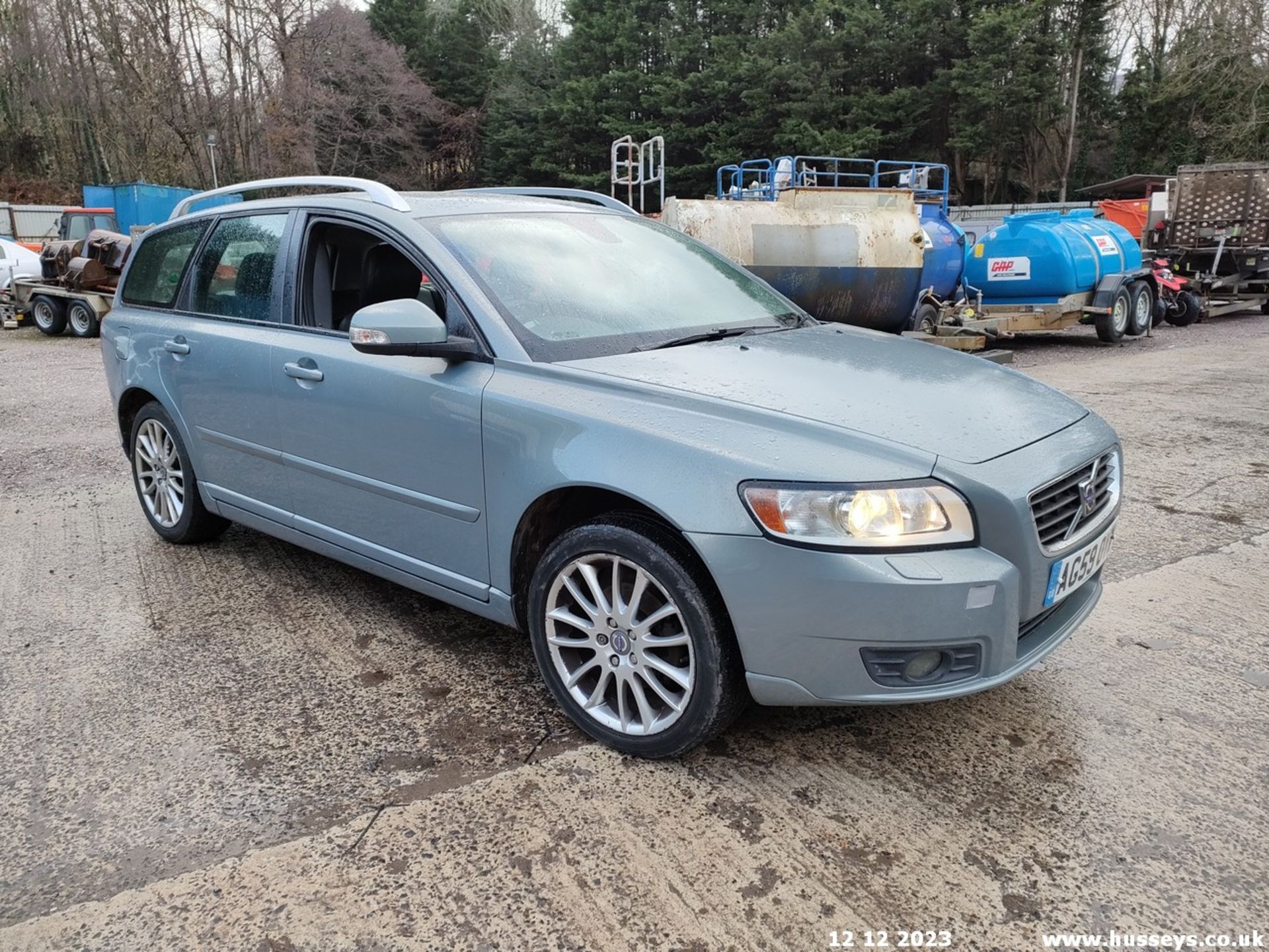 10/59 VOLVO V50 SE LUX D DRIVE - 1560cc 5dr Estate (Blue)