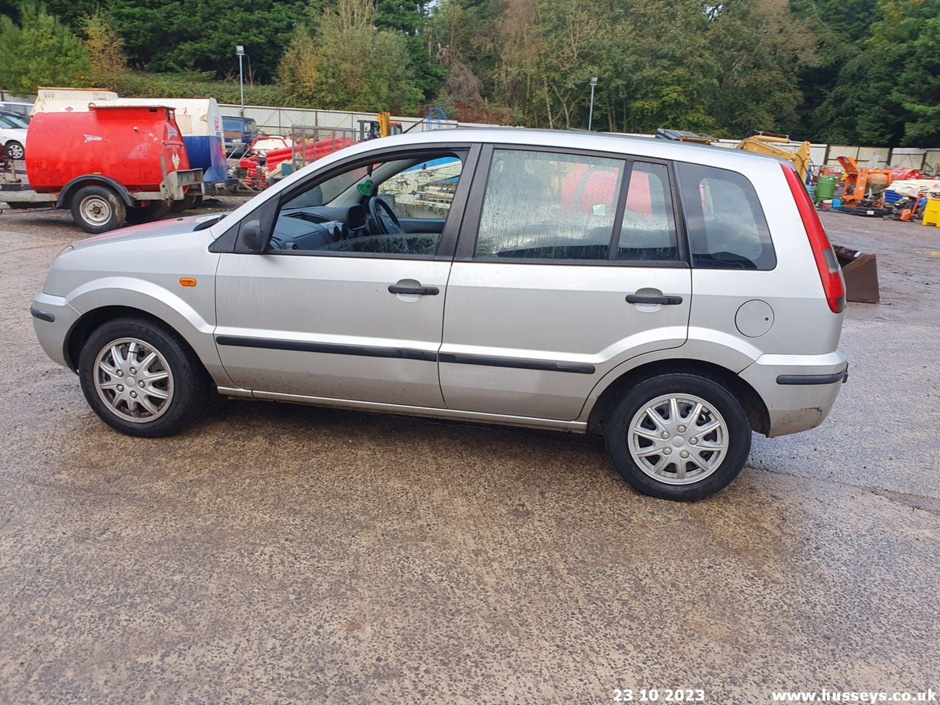 04/04 FORD FUSION 2 16V - 1388cc 5dr Hatchback (Silver, 106k) - Image 36 of 54