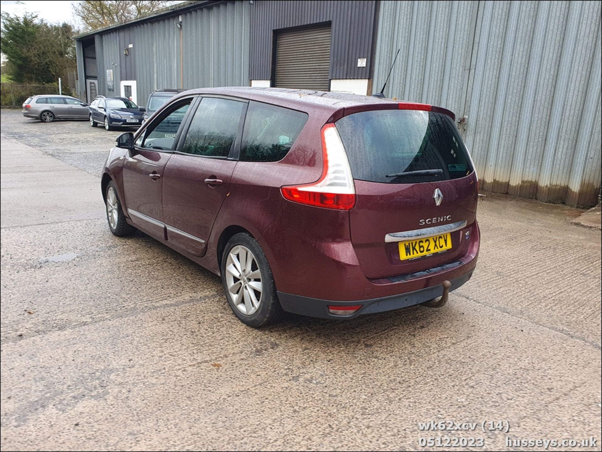 12/62 RENAULT G SCENIC D-QUETTLUXE NRG - 1598cc 5dr MPV (Red) - Image 15 of 53