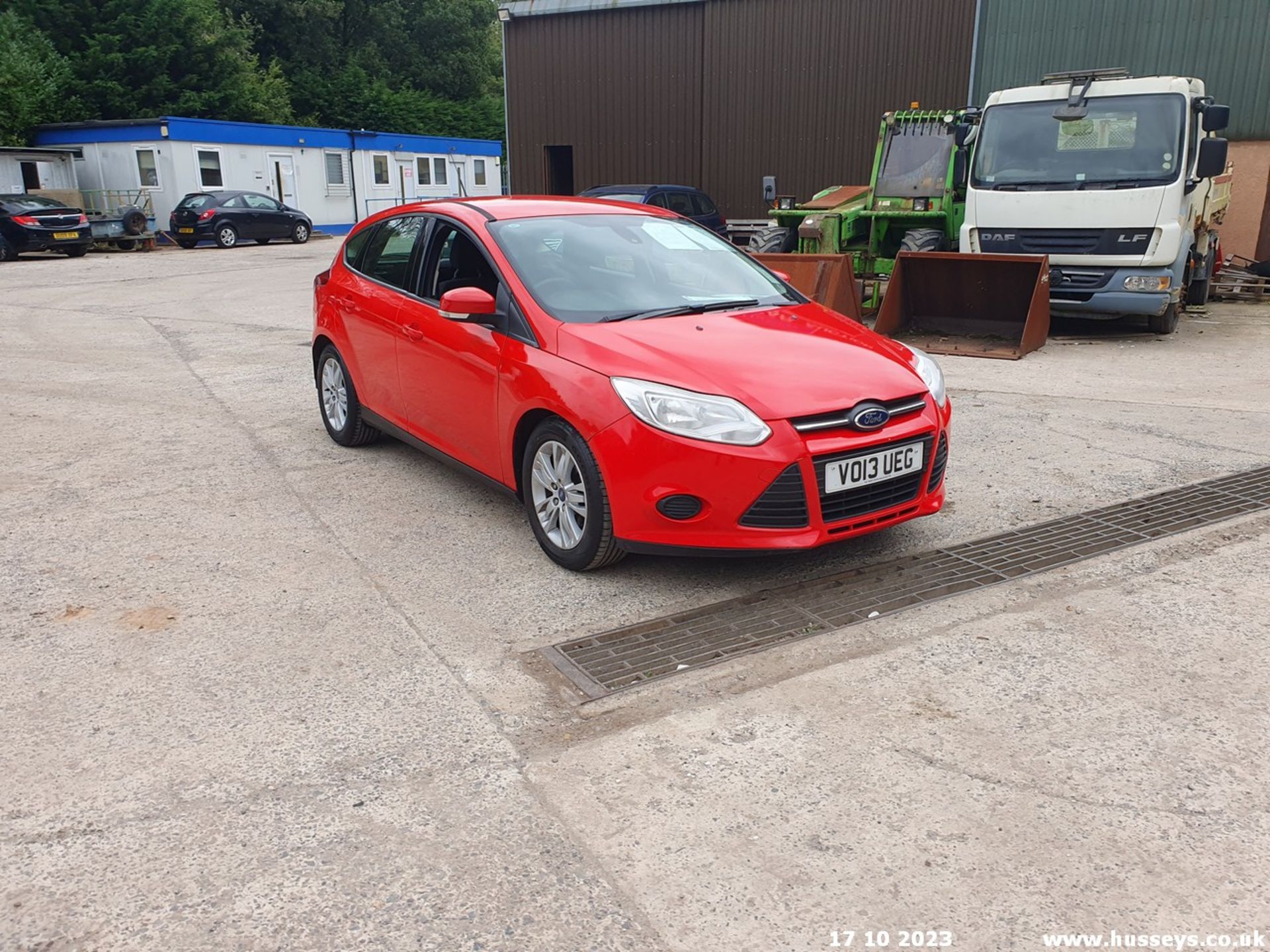 13/13 FORD FOCUS EDGE TDCI 115 - 1560cc 5dr Hatchback (Red, 186k) - Image 14 of 70