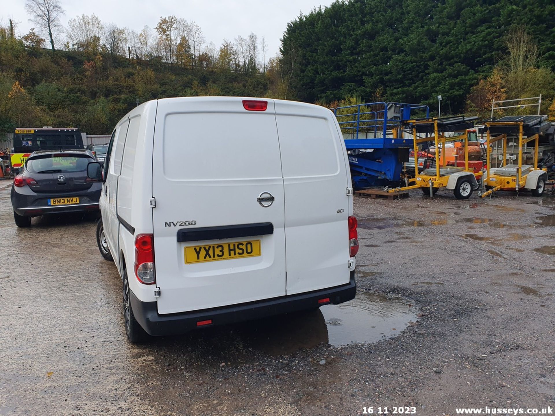 13/13 NISSAN NV200 SE DCI - 1461cc 6dr Van (White, 189k) - Image 13 of 56