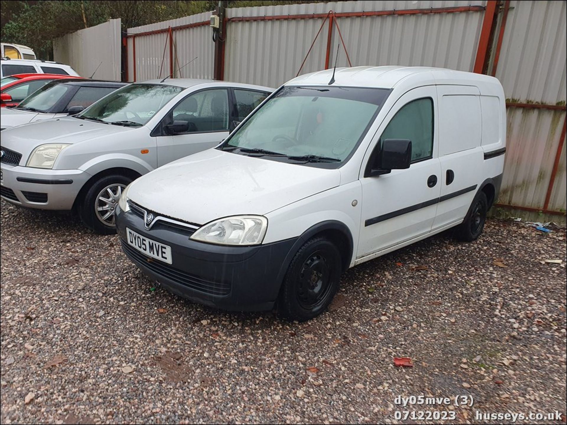 05/05 VAUXHALL COMBO 1700 CDTI 16V - 1248cc 5dr Van (White) - Image 4 of 19