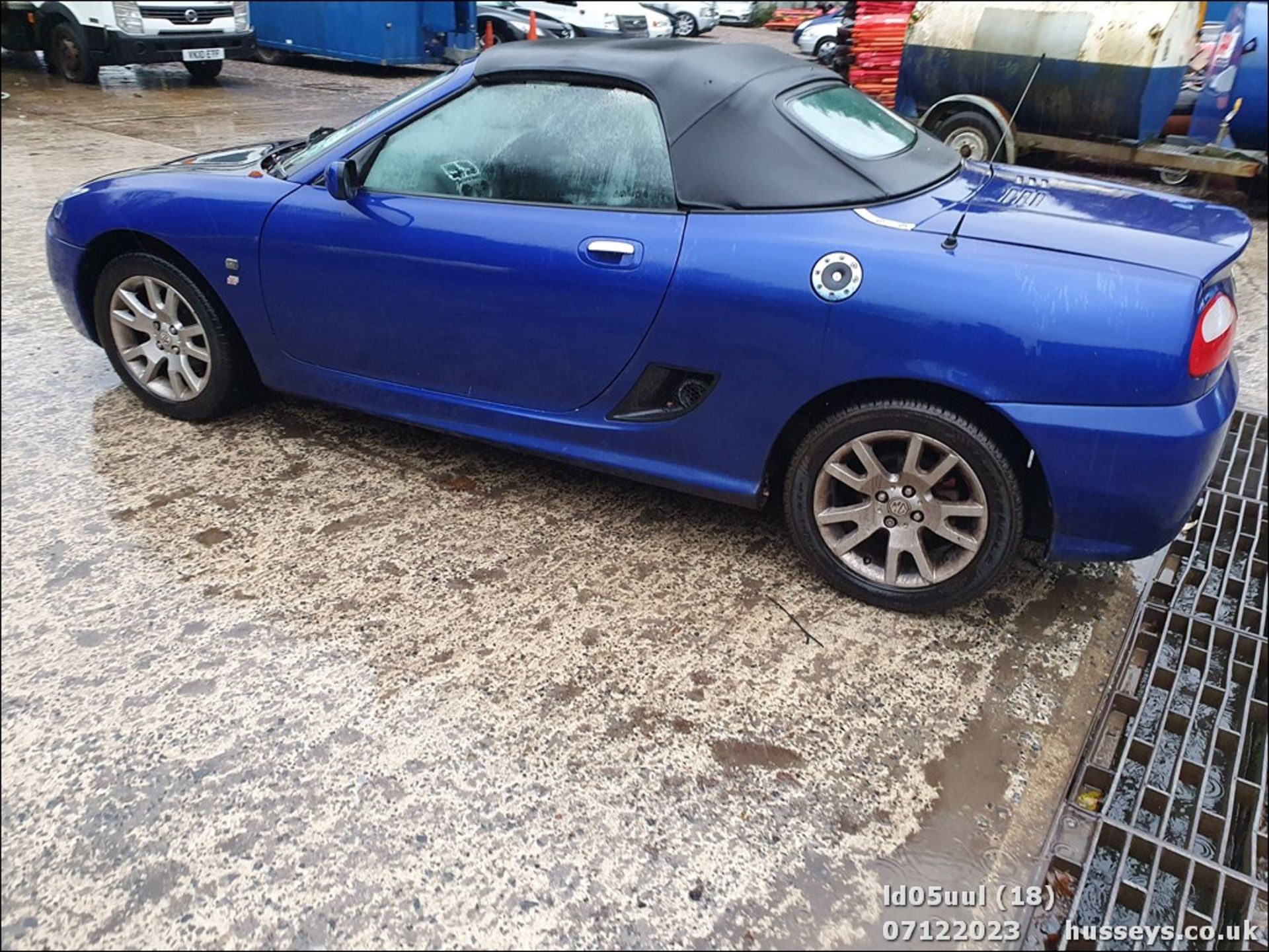 05/05 MG TF 135 - 1796cc 2dr Convertible (Blue) - Image 19 of 45