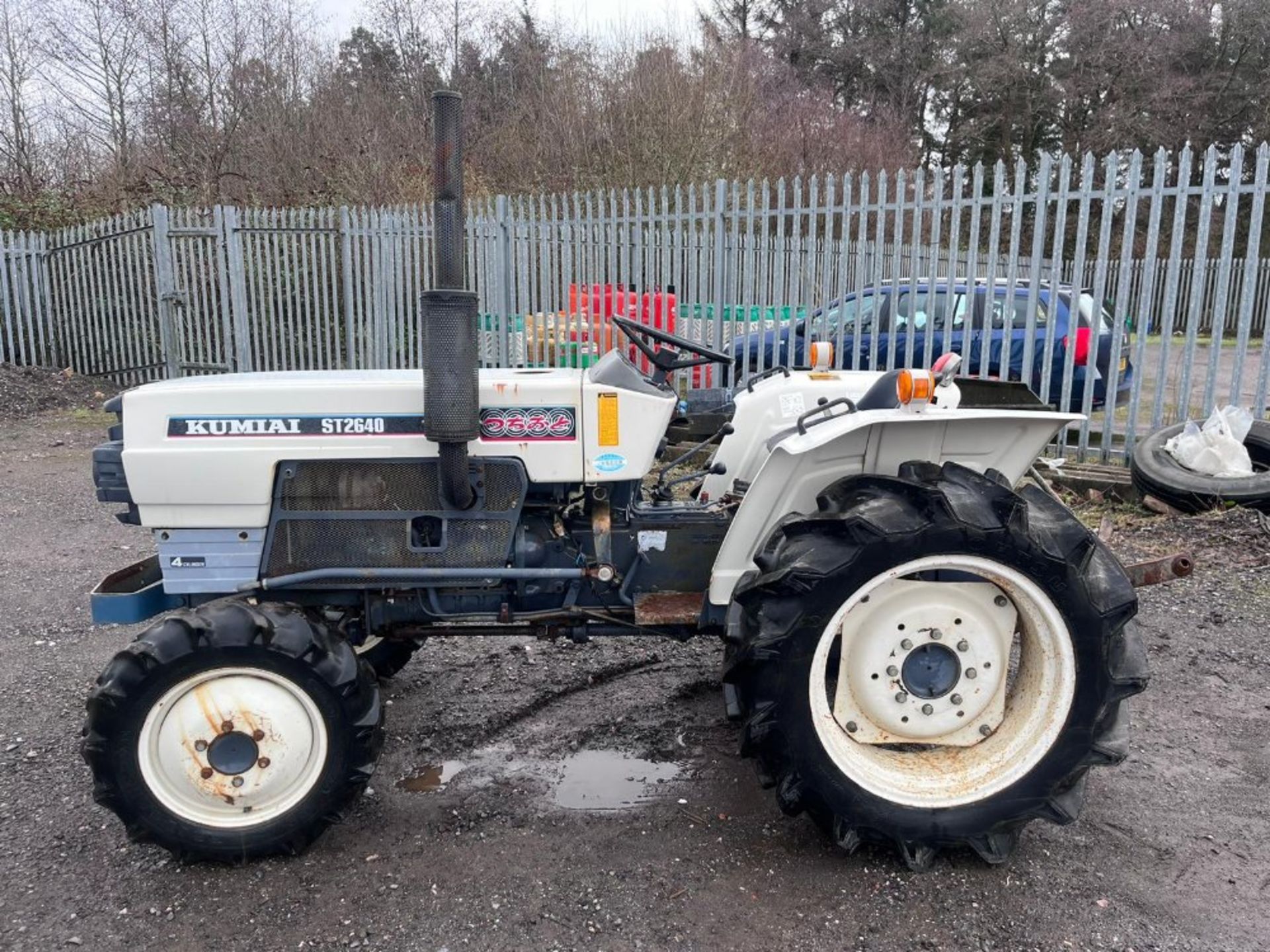 KUMIAI ST2640 4WD COMPACT TRACTOR 4CYL DSL ENGINE, R&D PTO TURNS LINK ARMS RAISE - Image 3 of 13