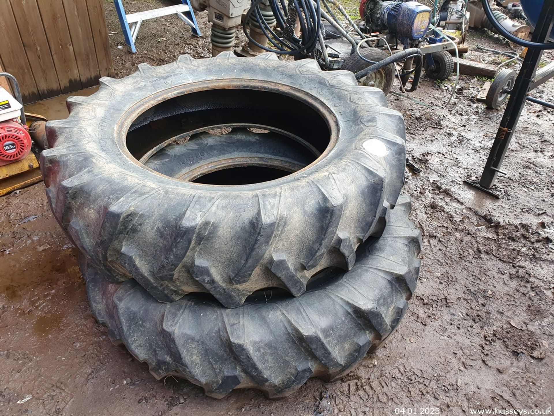 PR TRACTOR TYRES 13.6-28