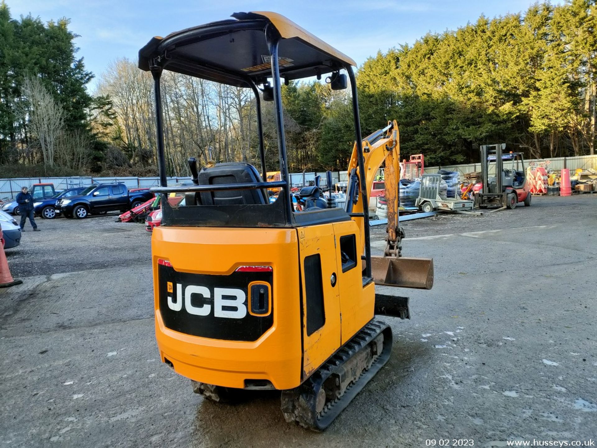 JCB 15C-1 MINI DIGGER 2019 1217HRS C.W 1 BUCKET - Image 4 of 14