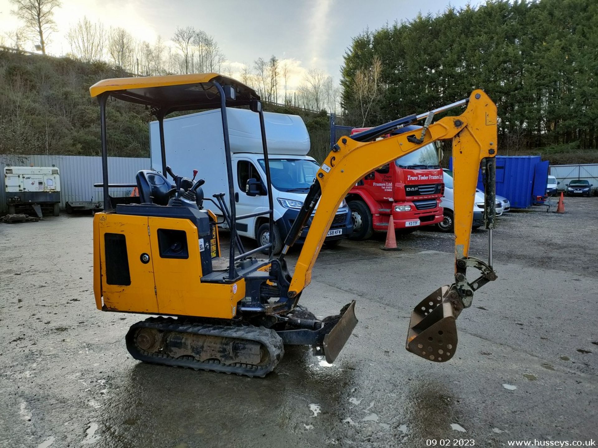 JCB 15C-1 MINI DIGGER 2019 1217HRS C.W 1 BUCKET - Image 6 of 14