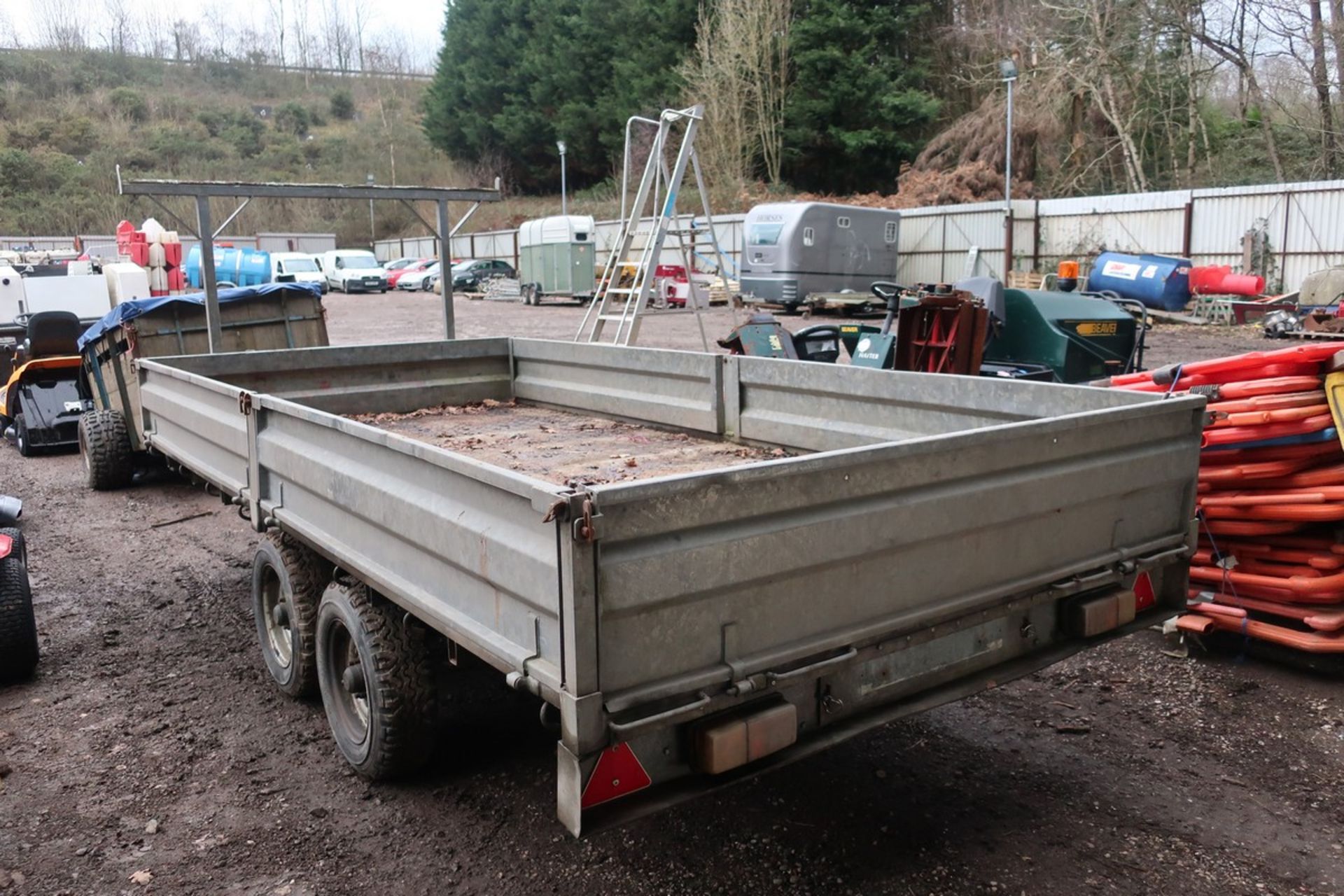 TWIN AXLE DROPSIDE TRAILER - Image 2 of 5