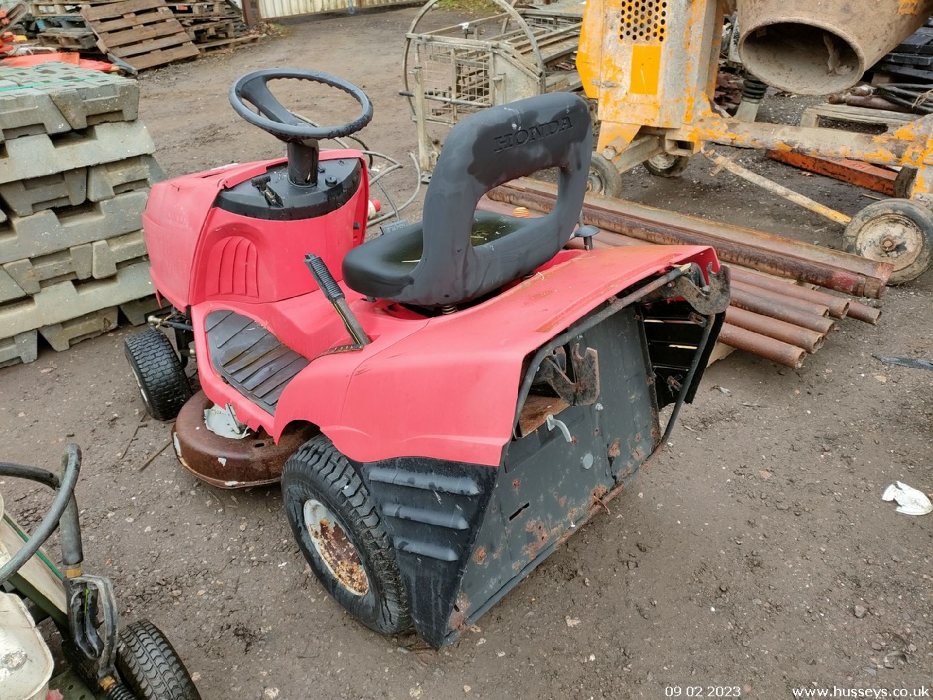 HONDA RIDE ON MOWER - Bild 2 aus 5