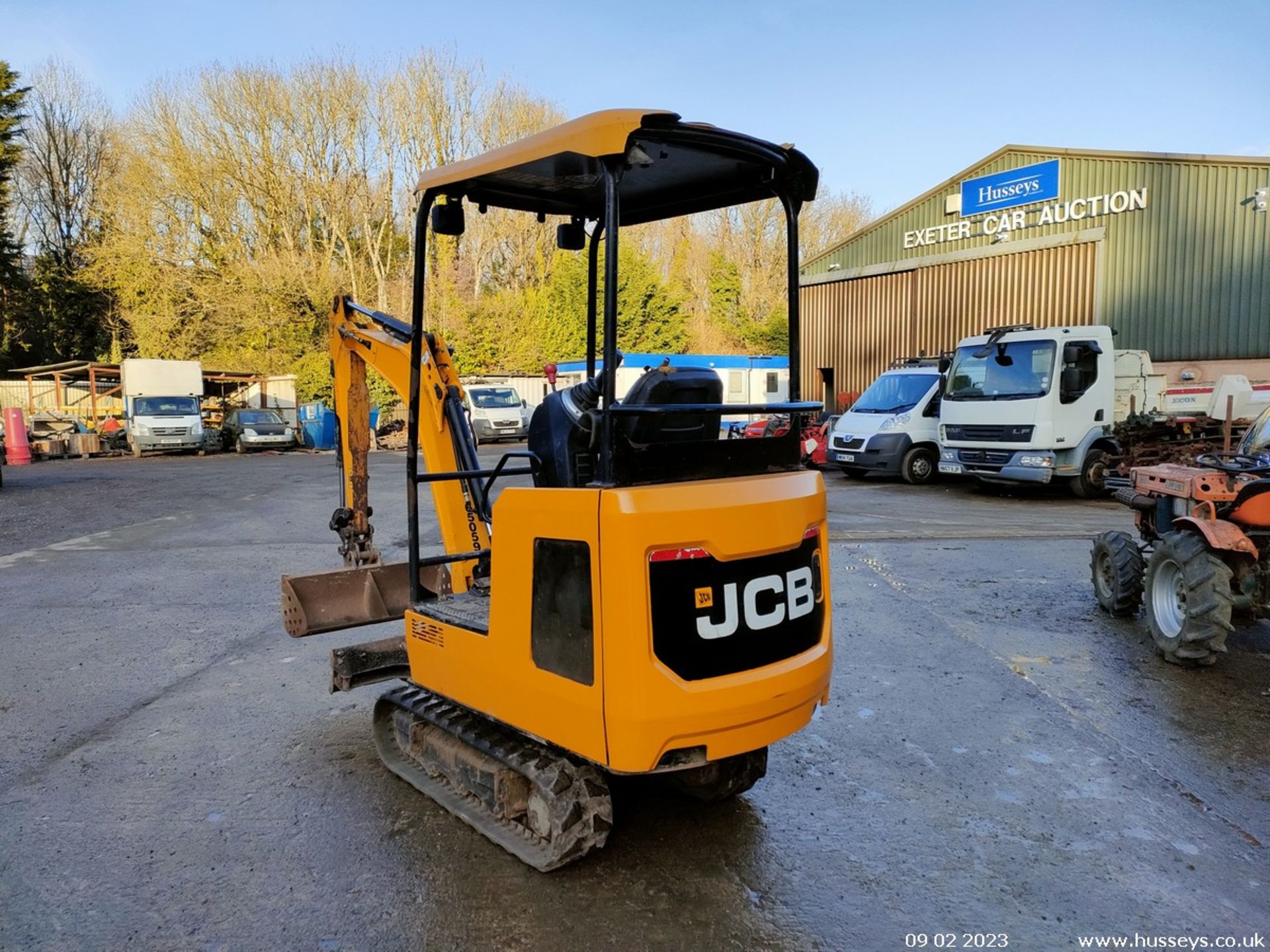 JCB 15C-1 MINI DIGGER 2019 1217HRS C.W 1 BUCKET - Image 3 of 14