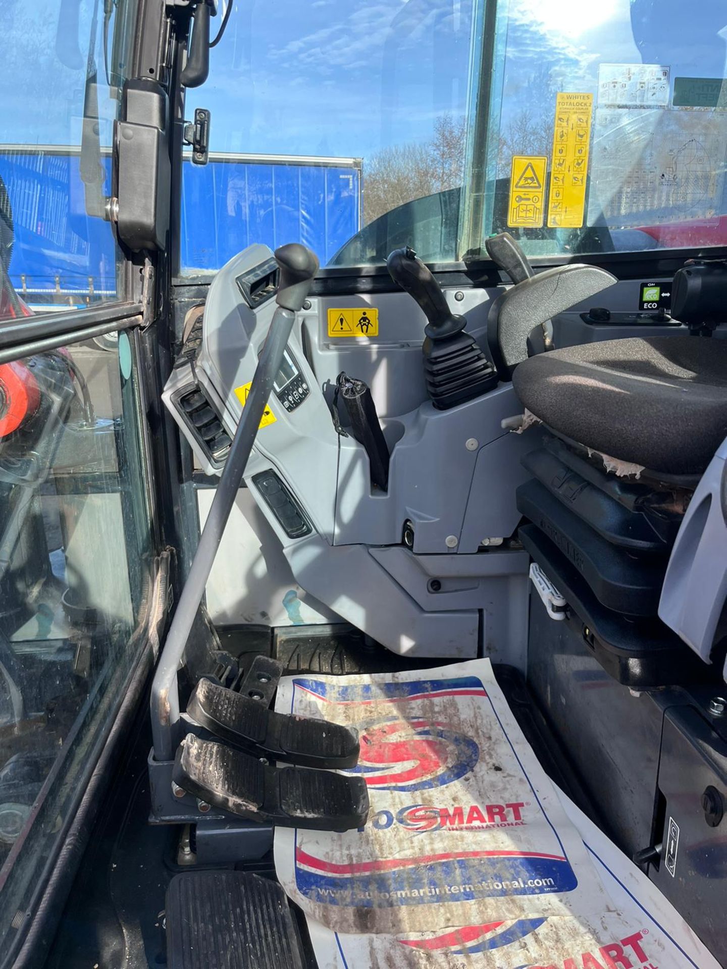 KUBOTA KX080-4 EXCAVATOR 2018 5 BUCKETS HYD HITCH TWIN LINES GREEN & ORANGE BEACONS RTD - Image 13 of 15