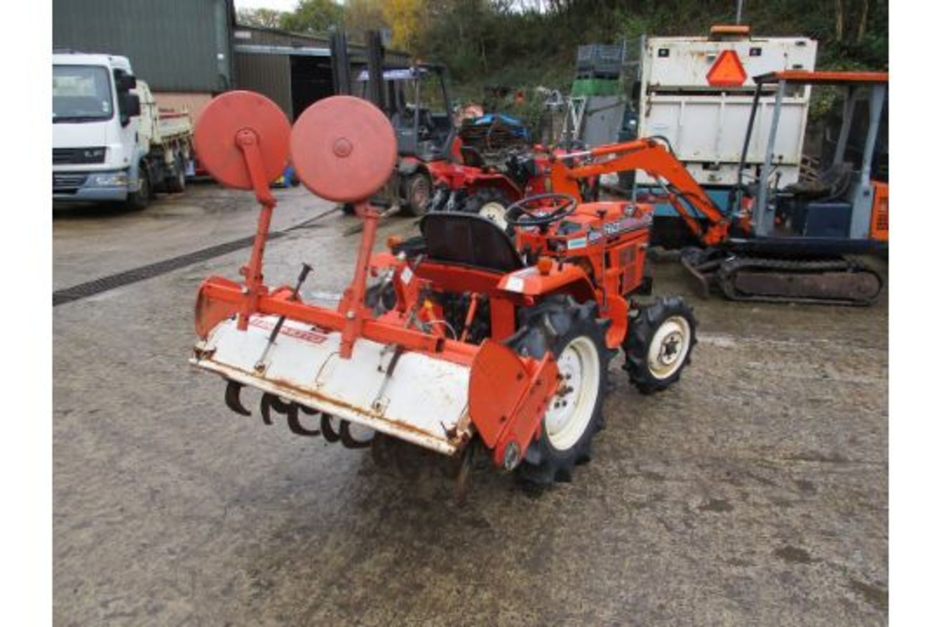 HINOMOTO C174 COMPACT TRACTOR C.W ROTAVATOR - Image 2 of 5