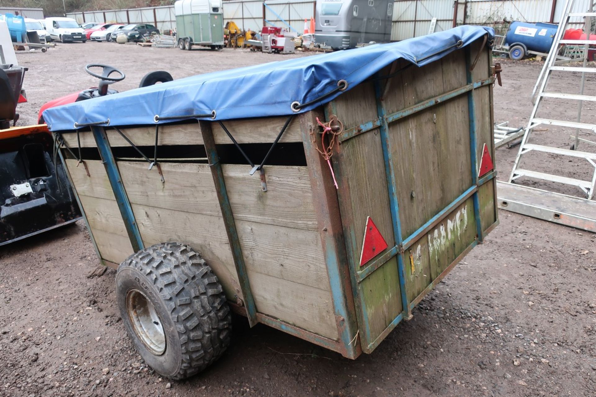 SINGLE AXLE LIVESTOCK TRAILER C.W COVER - Image 3 of 5