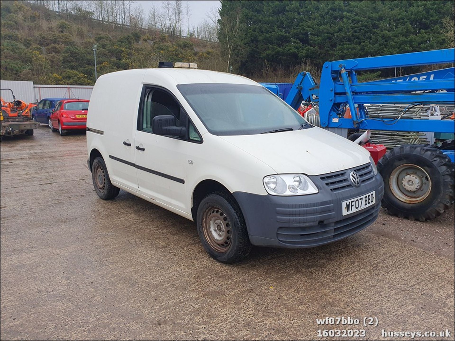 07/07 VOLKSWAGEN CADDY 69PS SDI - 1968cc 6dr Van (White, 152k) - Image 2 of 44