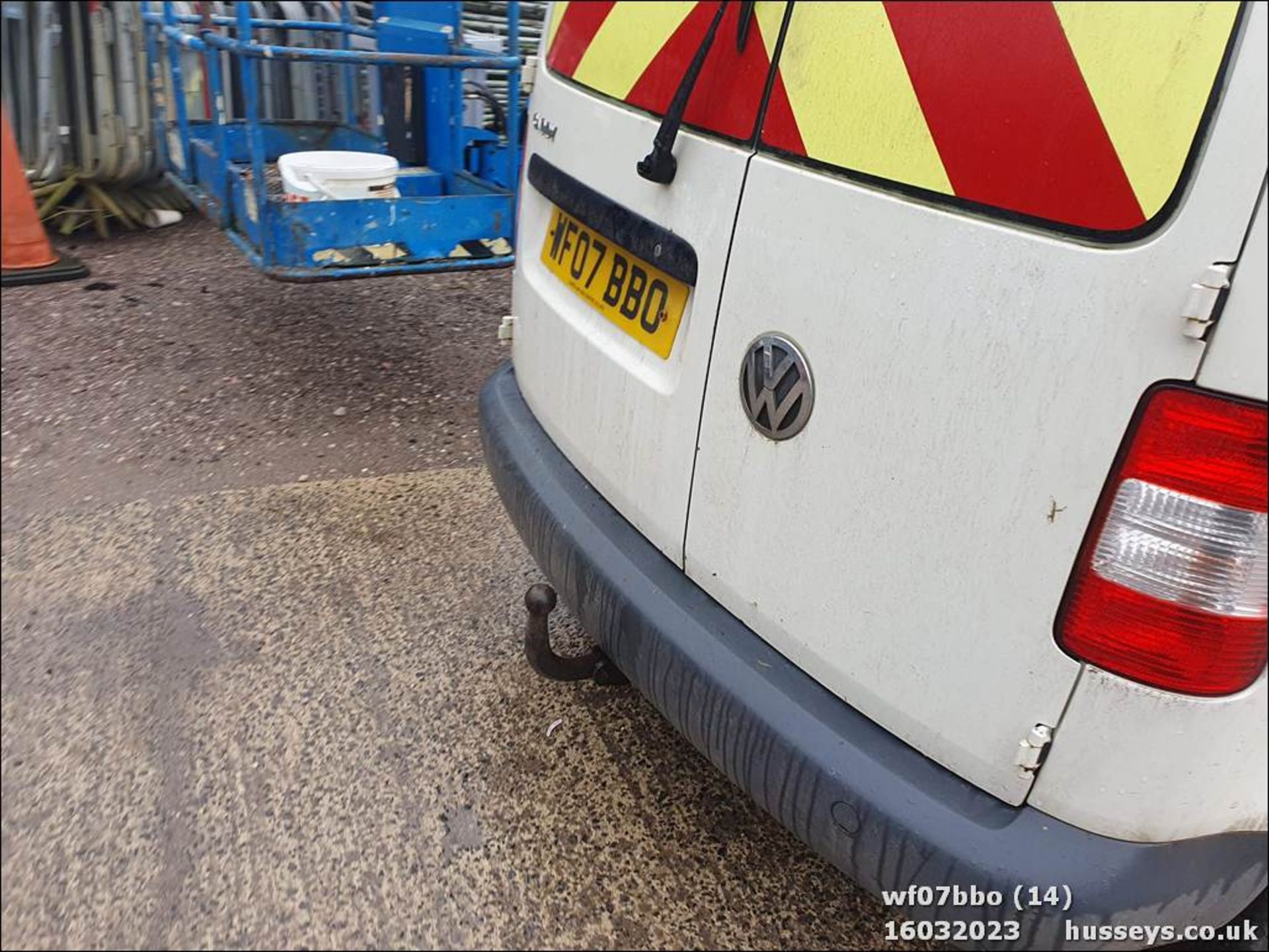 07/07 VOLKSWAGEN CADDY 69PS SDI - 1968cc 6dr Van (White, 152k) - Image 15 of 44