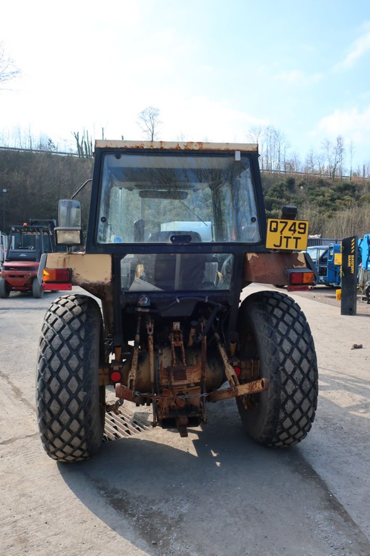 FORD 3910 TRACTOR C.W LOADER Q749 JTT 1816HRS. V5 PRESENT - Image 4 of 14