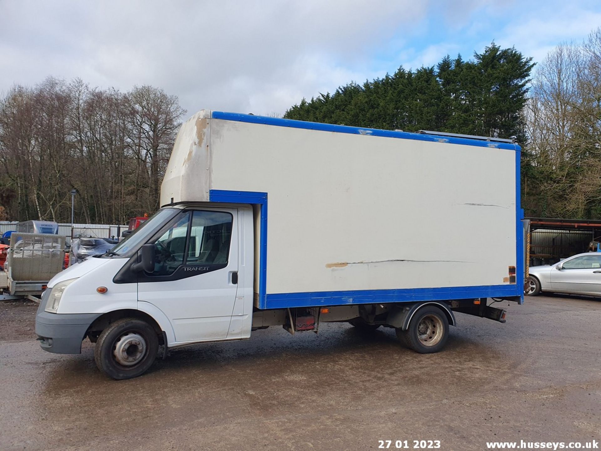 11/61 FORD TRANSIT 115 T350L RWD CAMPER PROJECT - 2402cc 2dr Box Van (White, 149k) - Image 8 of 26