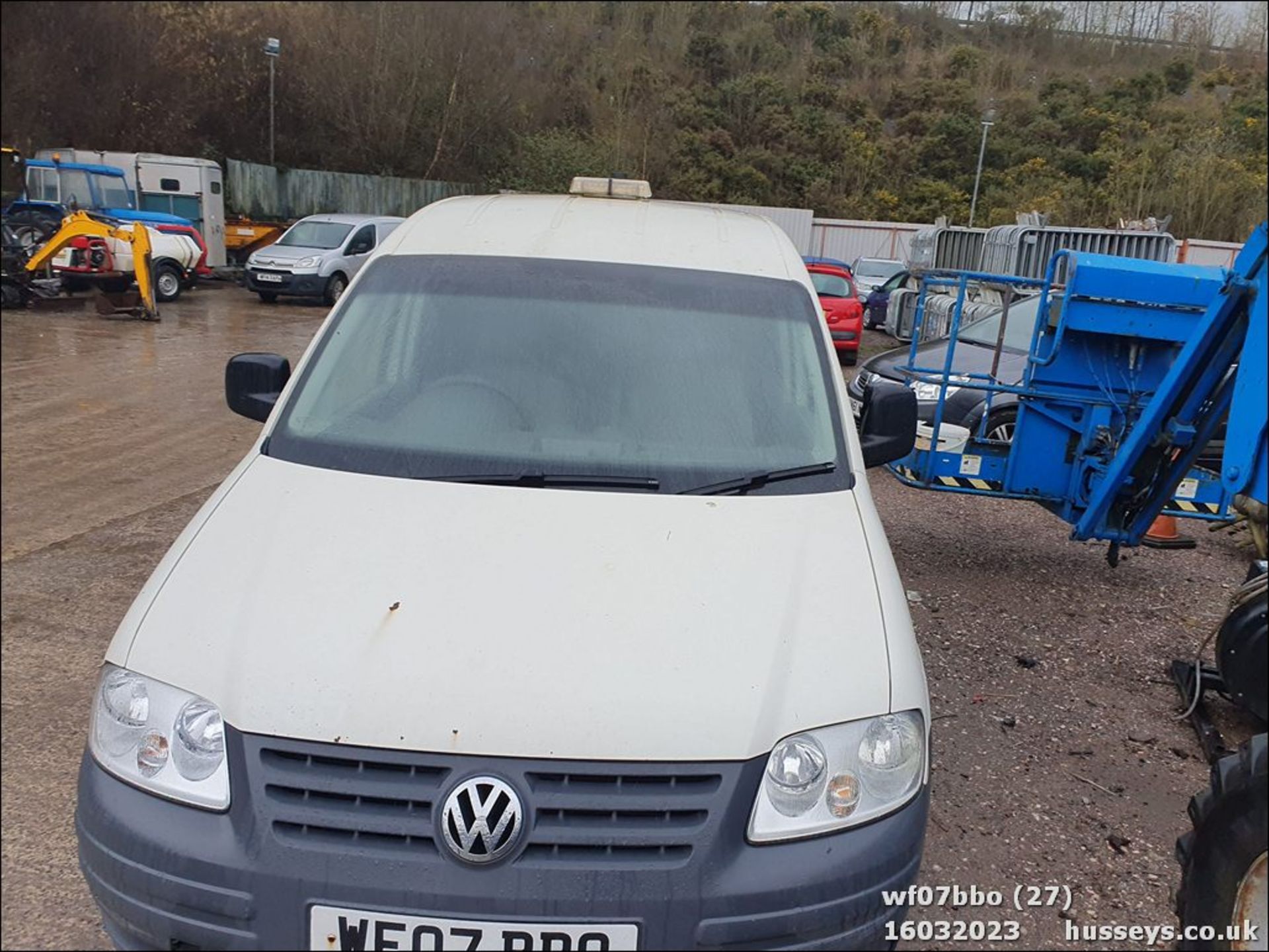 07/07 VOLKSWAGEN CADDY 69PS SDI - 1968cc 6dr Van (White, 152k) - Image 28 of 44