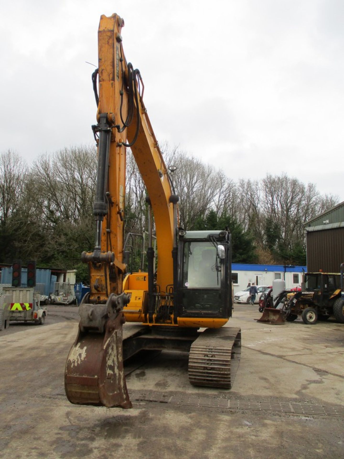 JCB JS130 EXCAVATOR 2012 C.W 1 BUCKET KEYPAD SECURITY RDD - Image 2 of 9