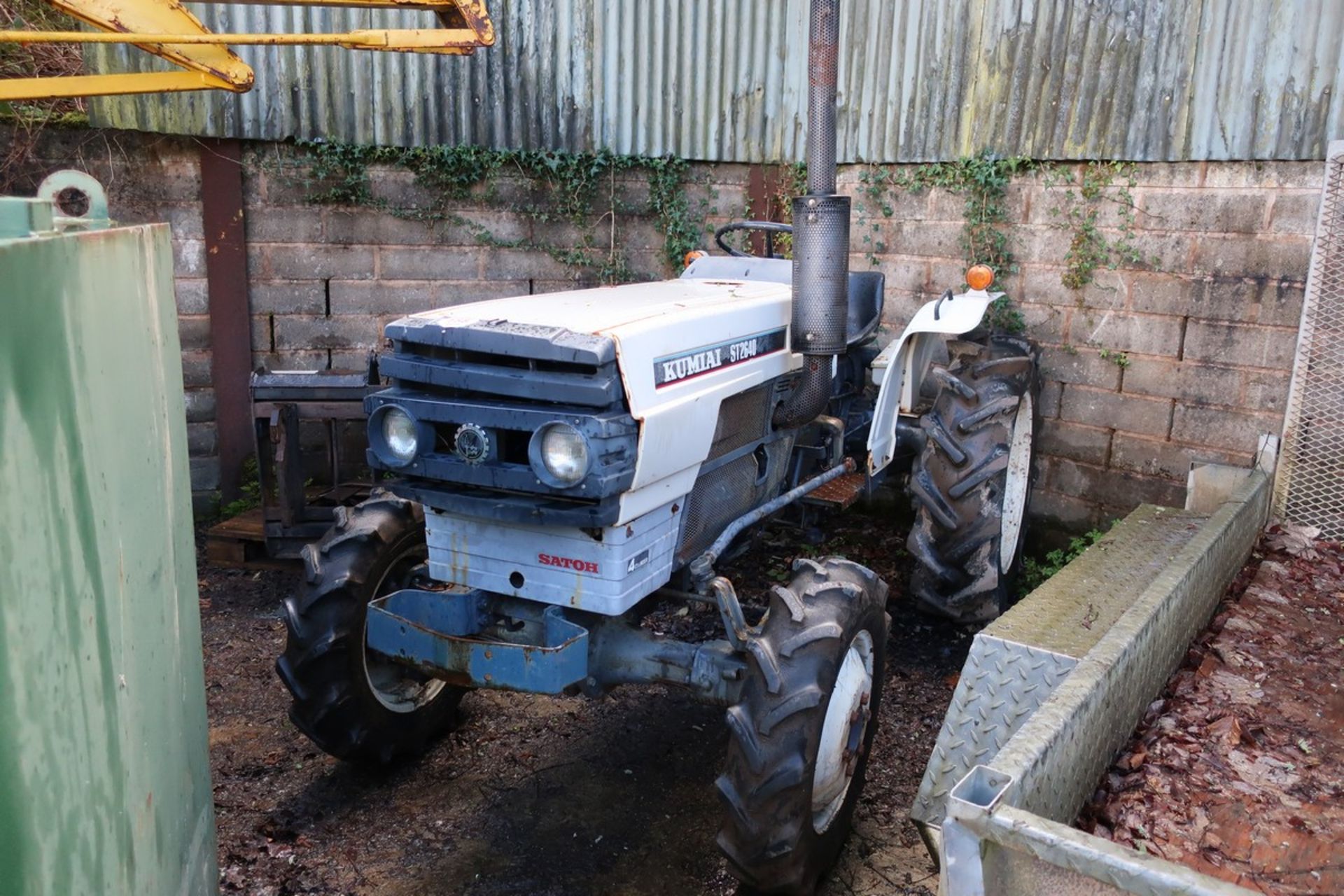 ST2640 COMPACT TRACTOR - Image 3 of 10