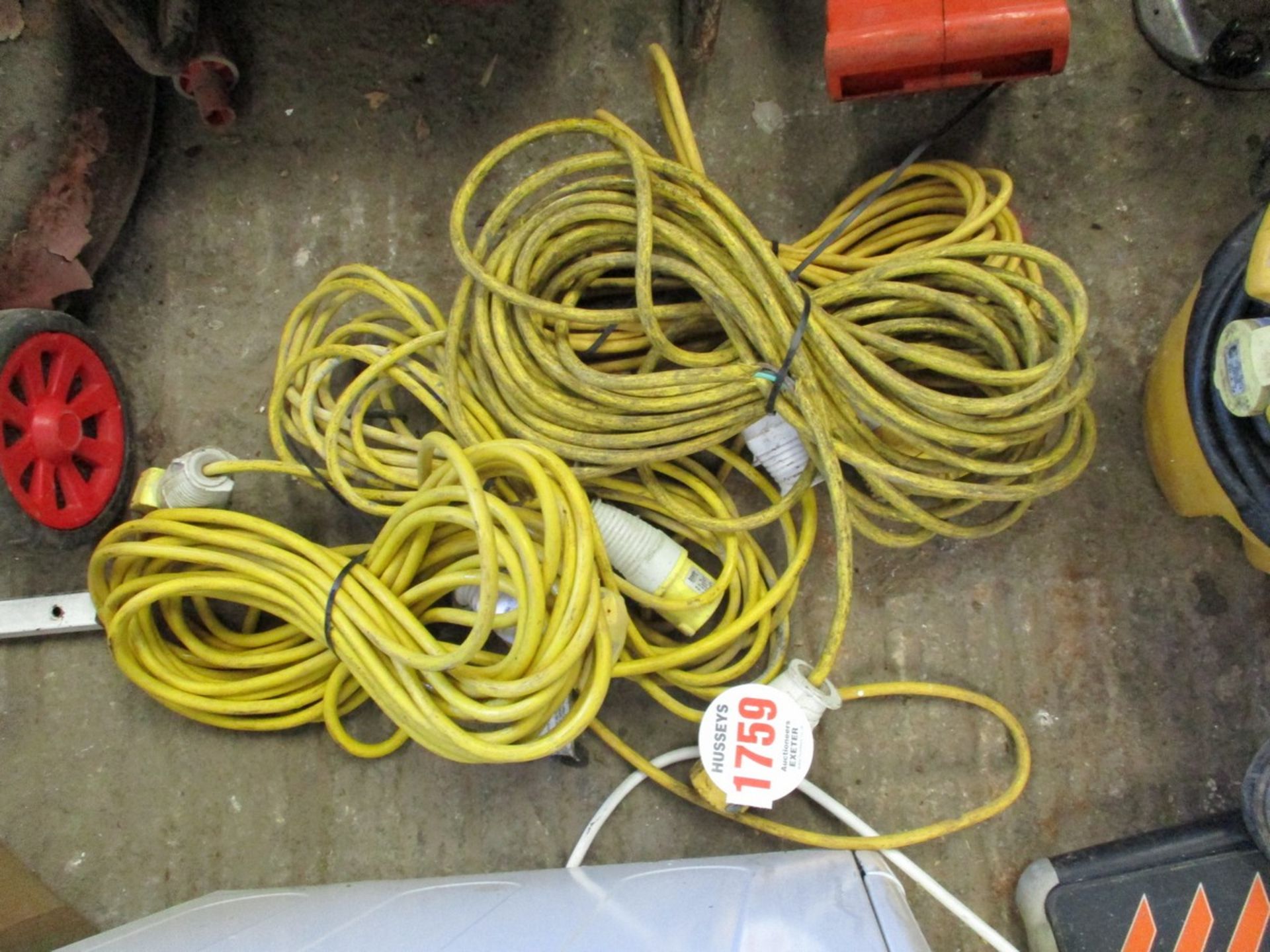 EXTENSION CABLES