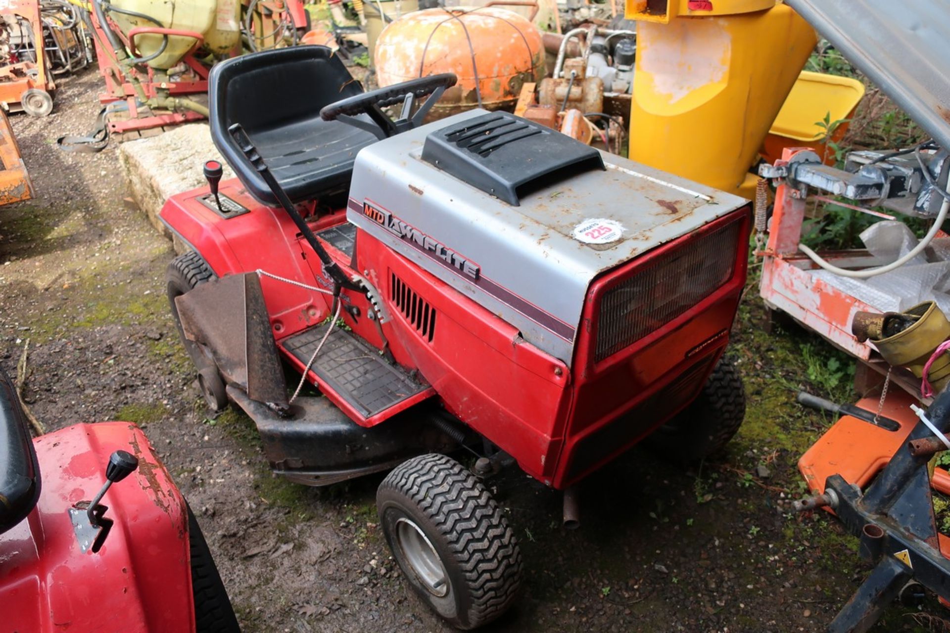 MTD RIDE ON MOWER