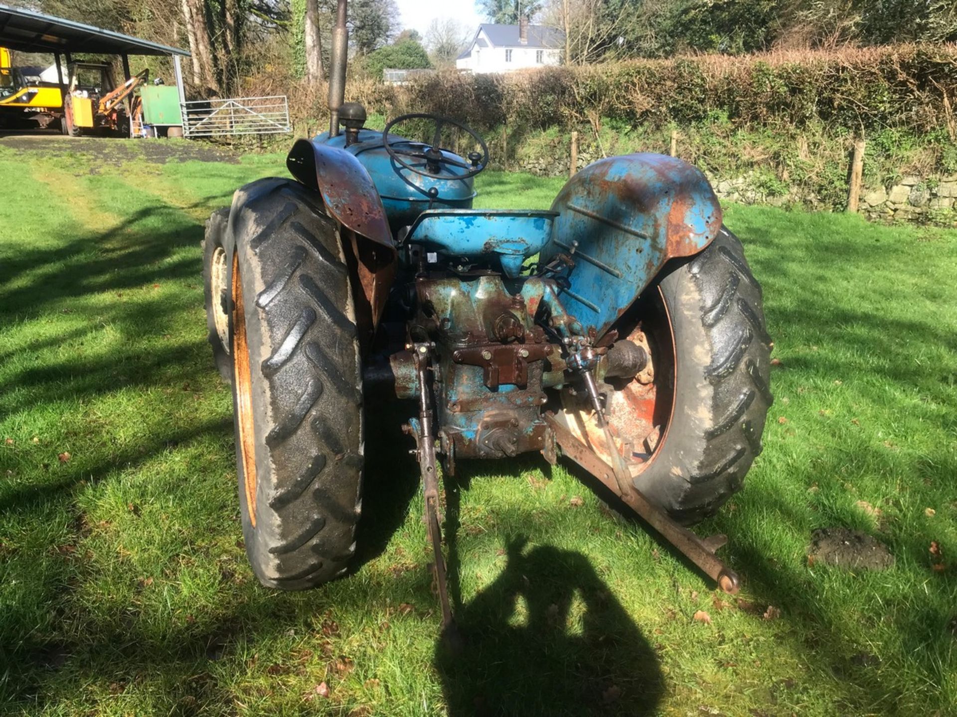 FORDSON SUPER MAJOR 4WD TRACTOR SRD - Image 3 of 3