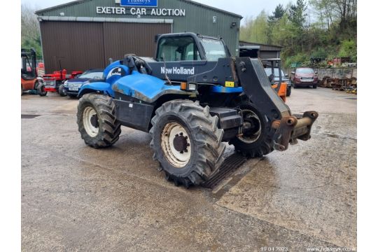 NEW HOLLAND LM415 TELEHANDLER 2005 SHOWING 3782HRS - Image 7 of 10