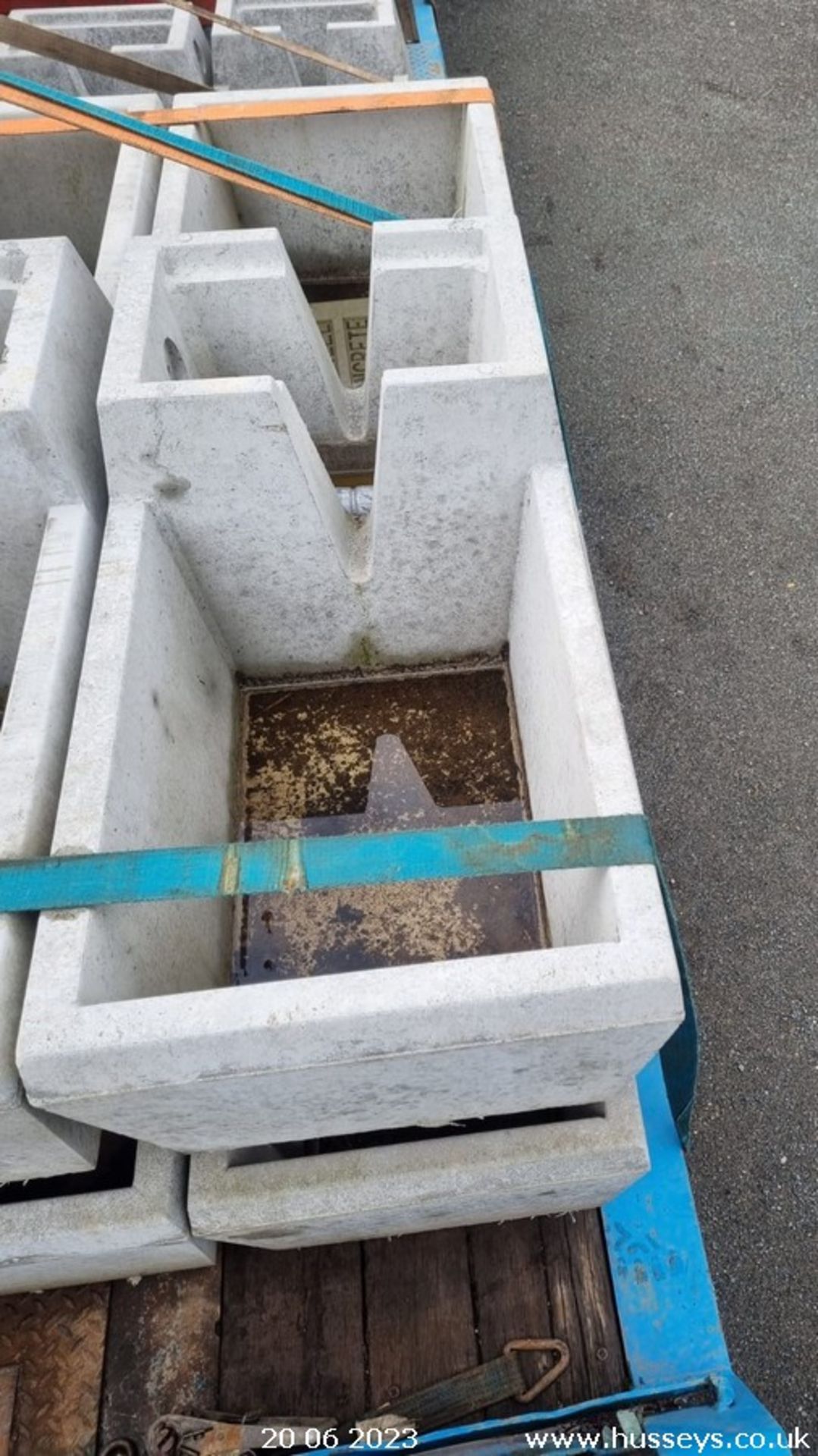 1 CONCRETE WATER TROUGH