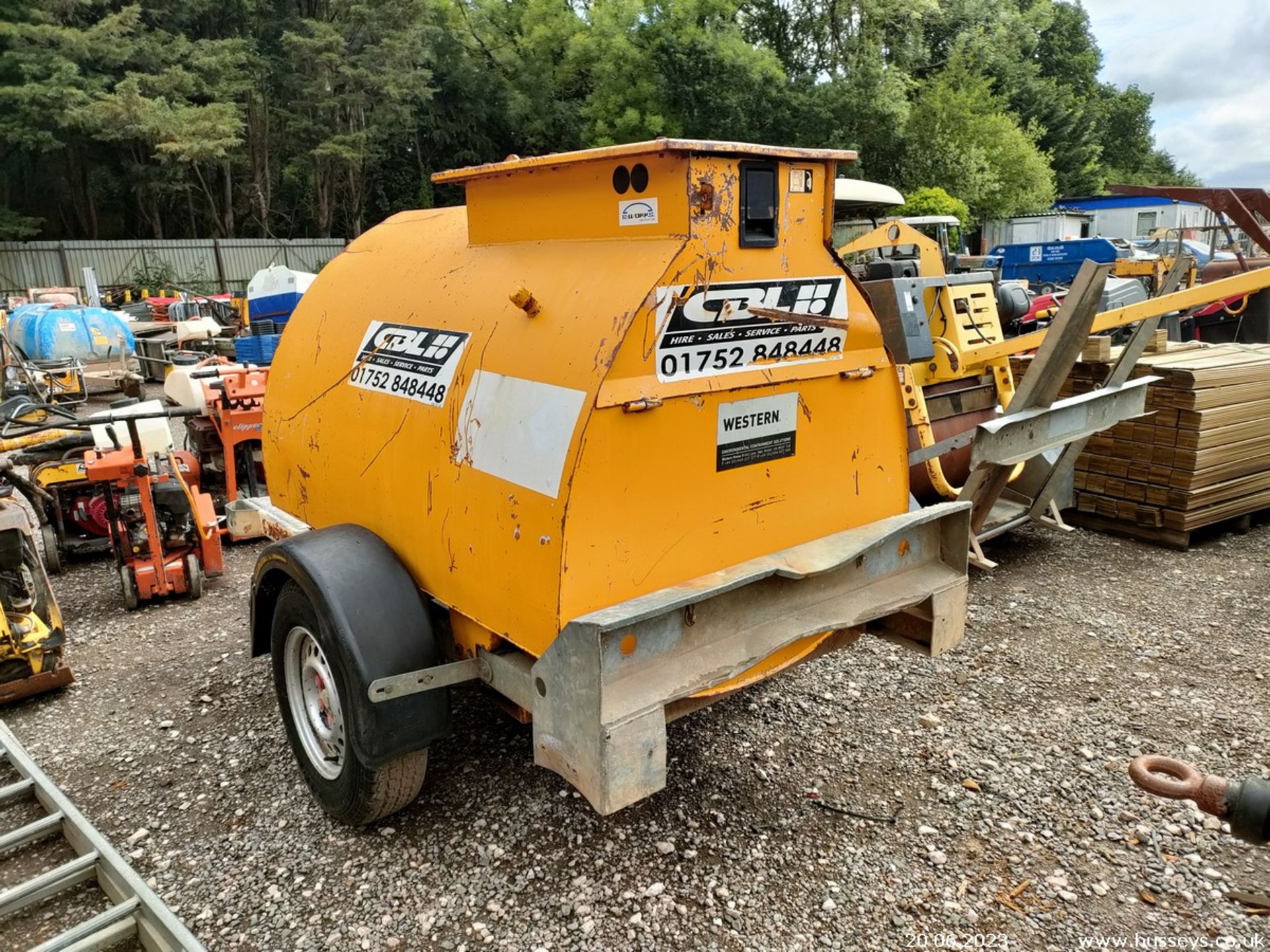 WESTERN 950 LITRE DIESEL BOWSER - Image 3 of 4