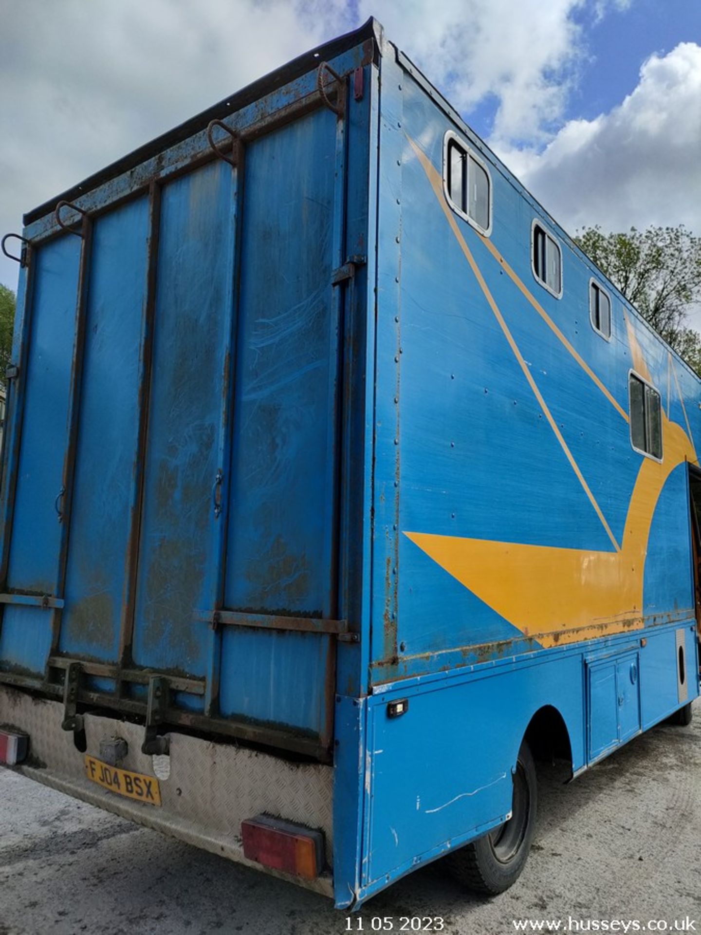 04/04 IVECO EUROCARGO - 3920cc 2dr Horse Box (Yellow) - Image 16 of 40